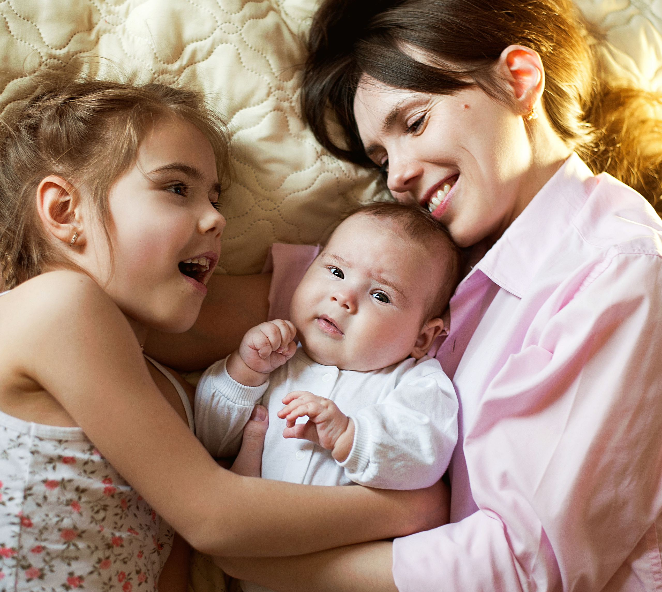 Дома хорошо. Ваш фотограф Саша Шапулина