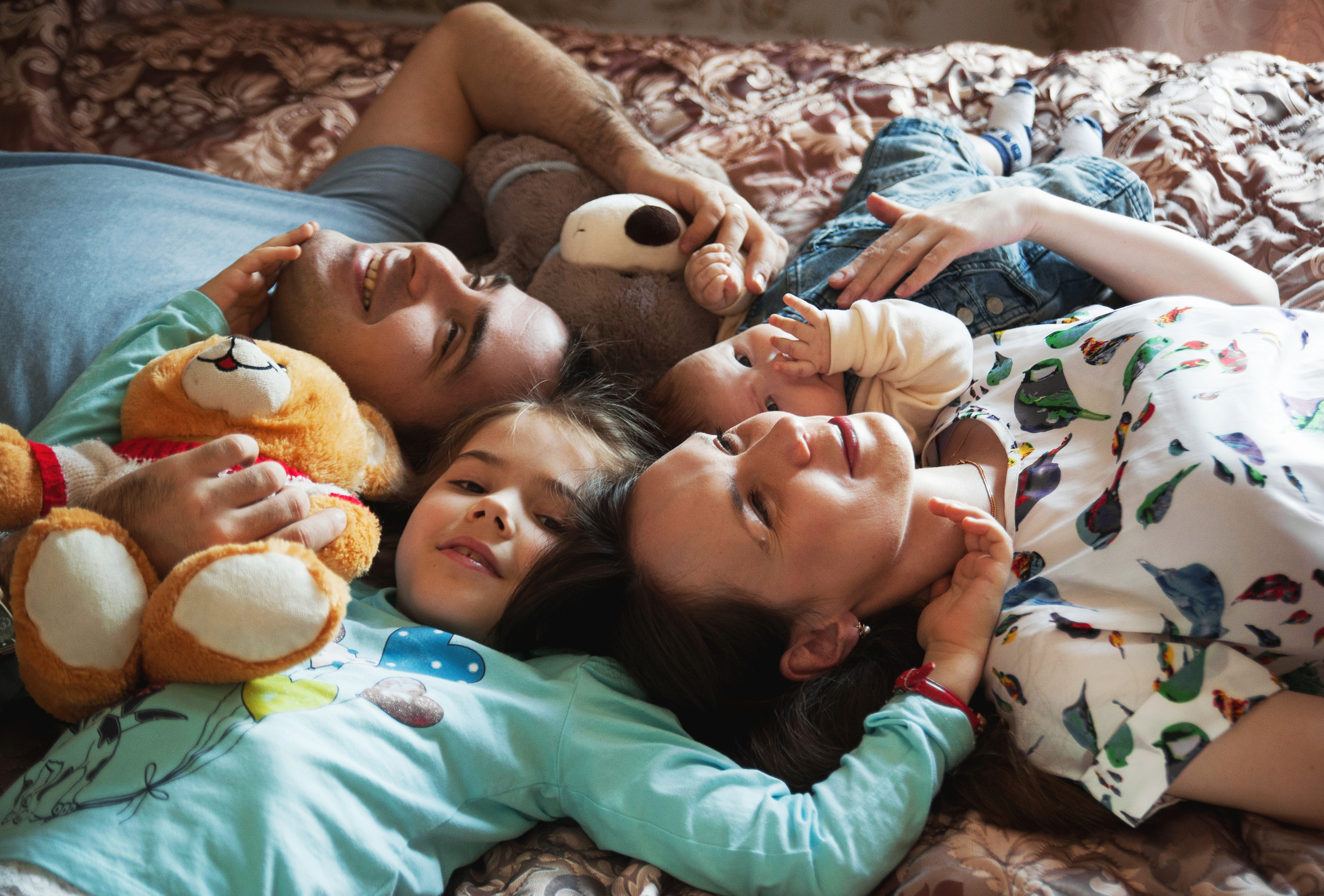 Дома хорошо. Ваш фотограф Саша Шапулина