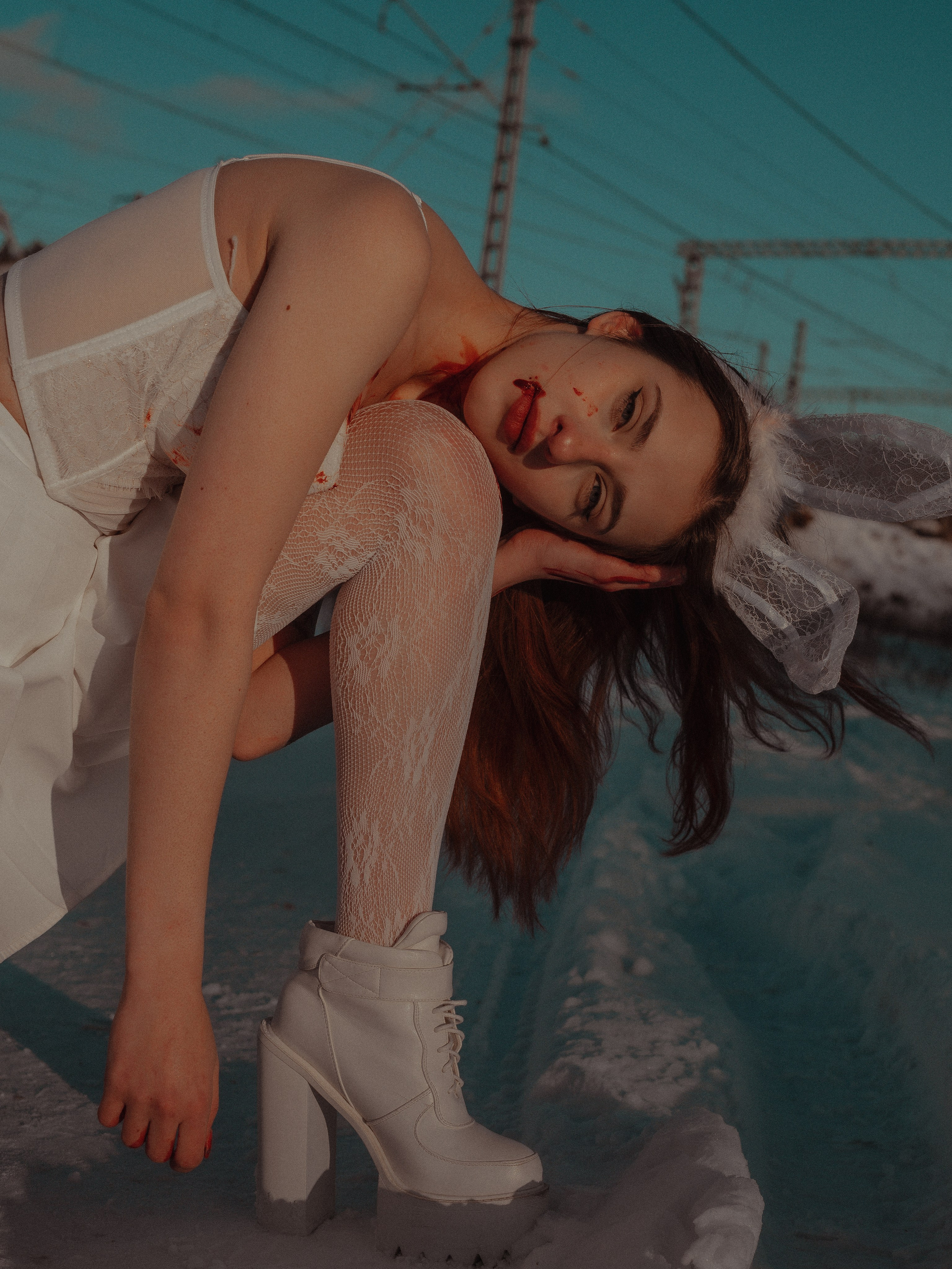 Анна. Женский фотограф. Создатель украшений ручной работы. Модель