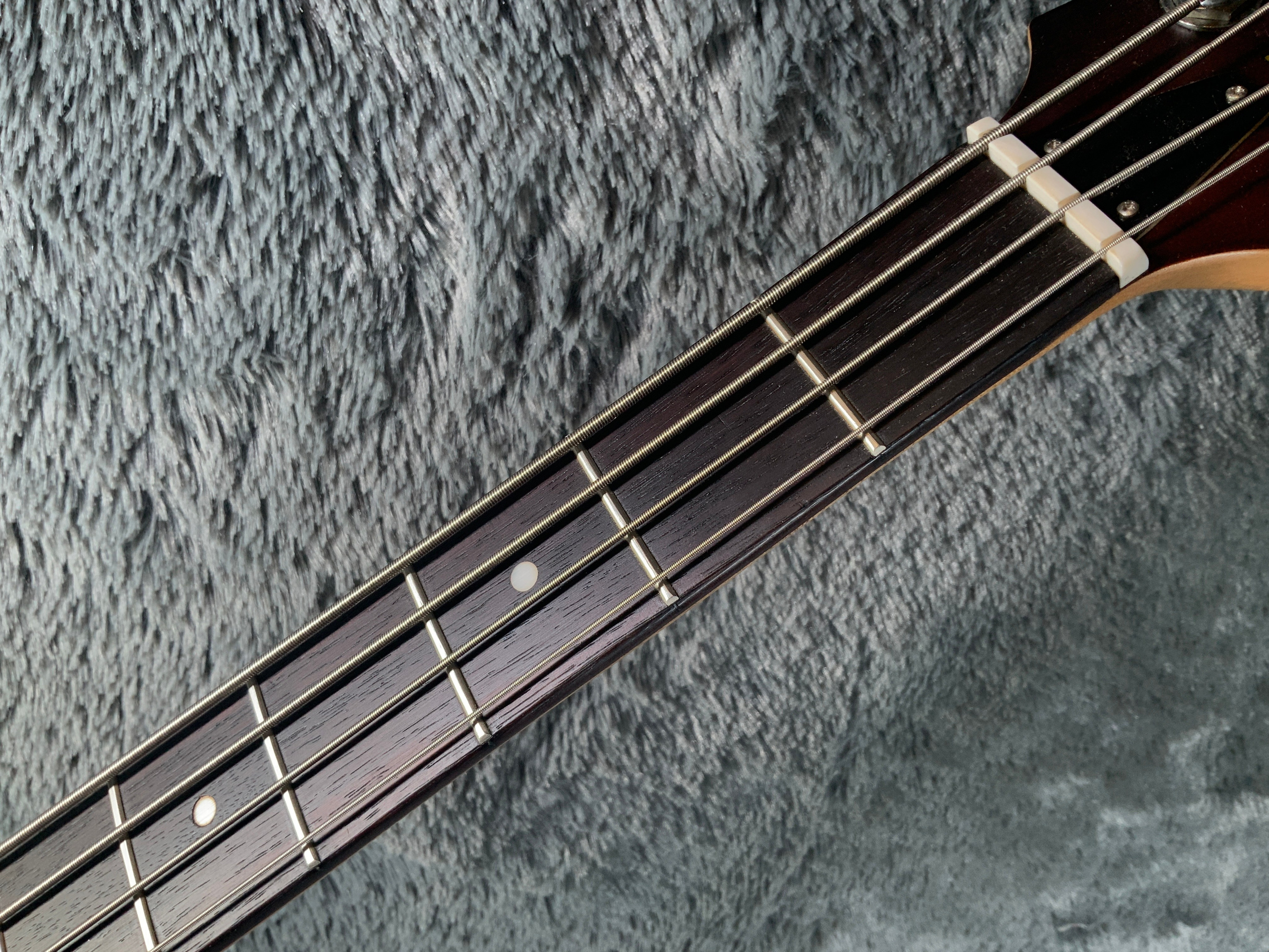 Vintage Bass Korea 90's