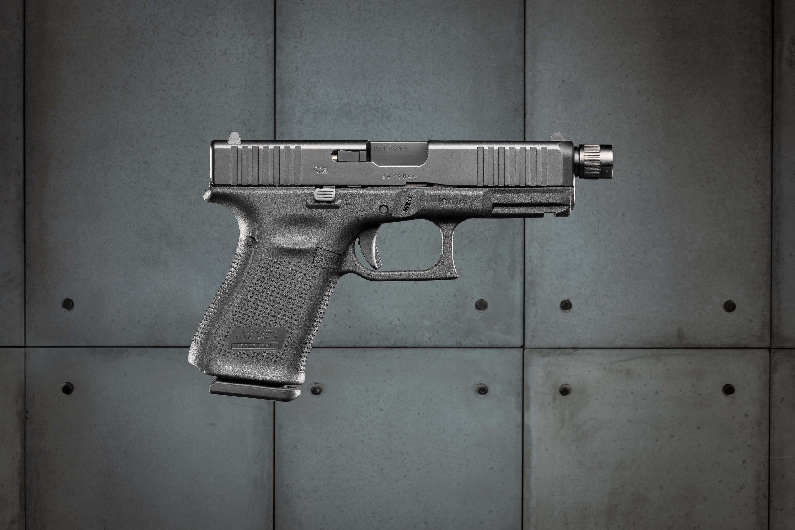 Предметная съемка для 7.62 — Стрелковый клуб в Москве | Николай Завалишин. NICKZAVALISHIN — Визуал который продаёт