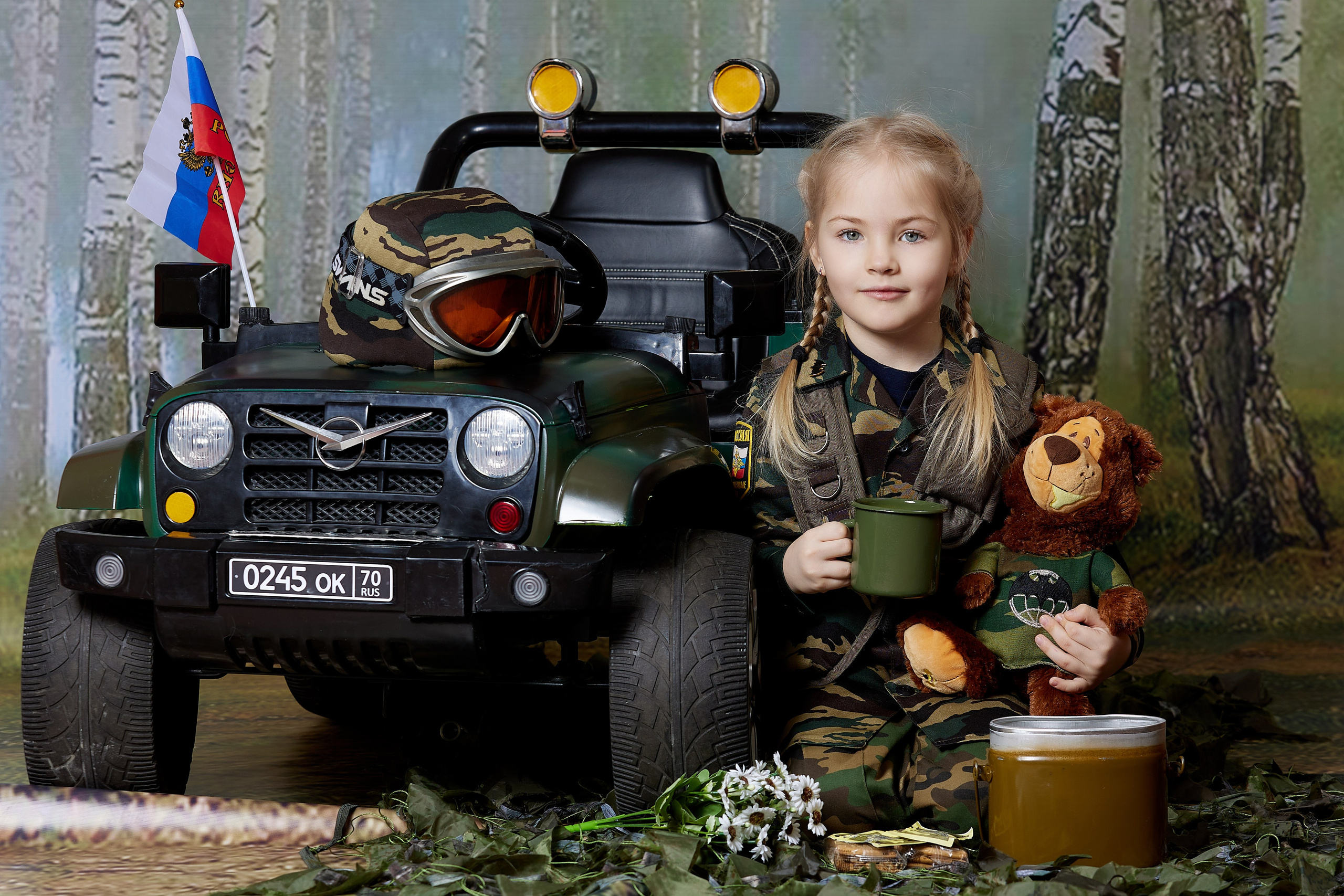 Военный автомобиль. Детская выездная фотостудия