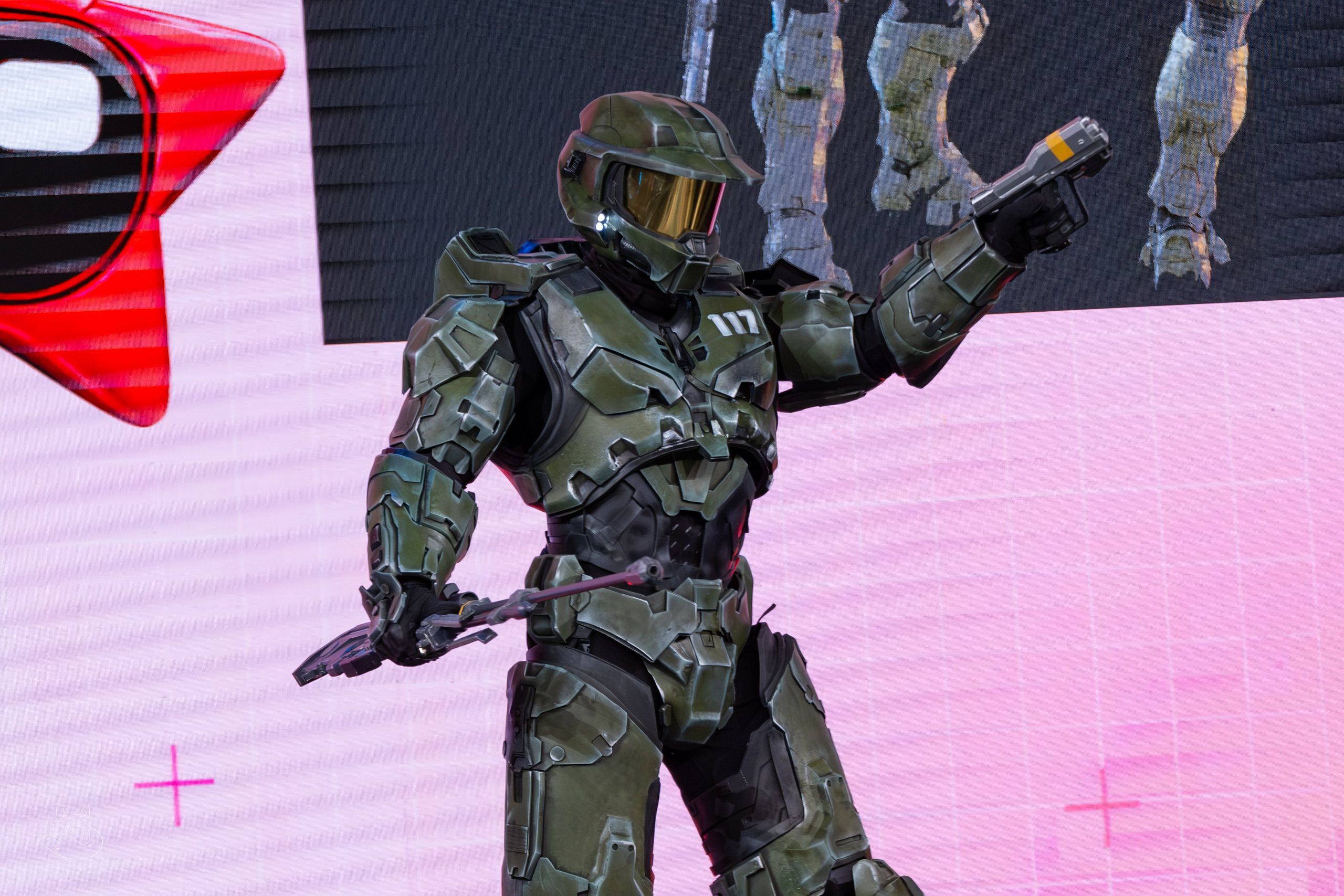 Сцена РЭД ЭКСПО 2024. Косплей фотограф