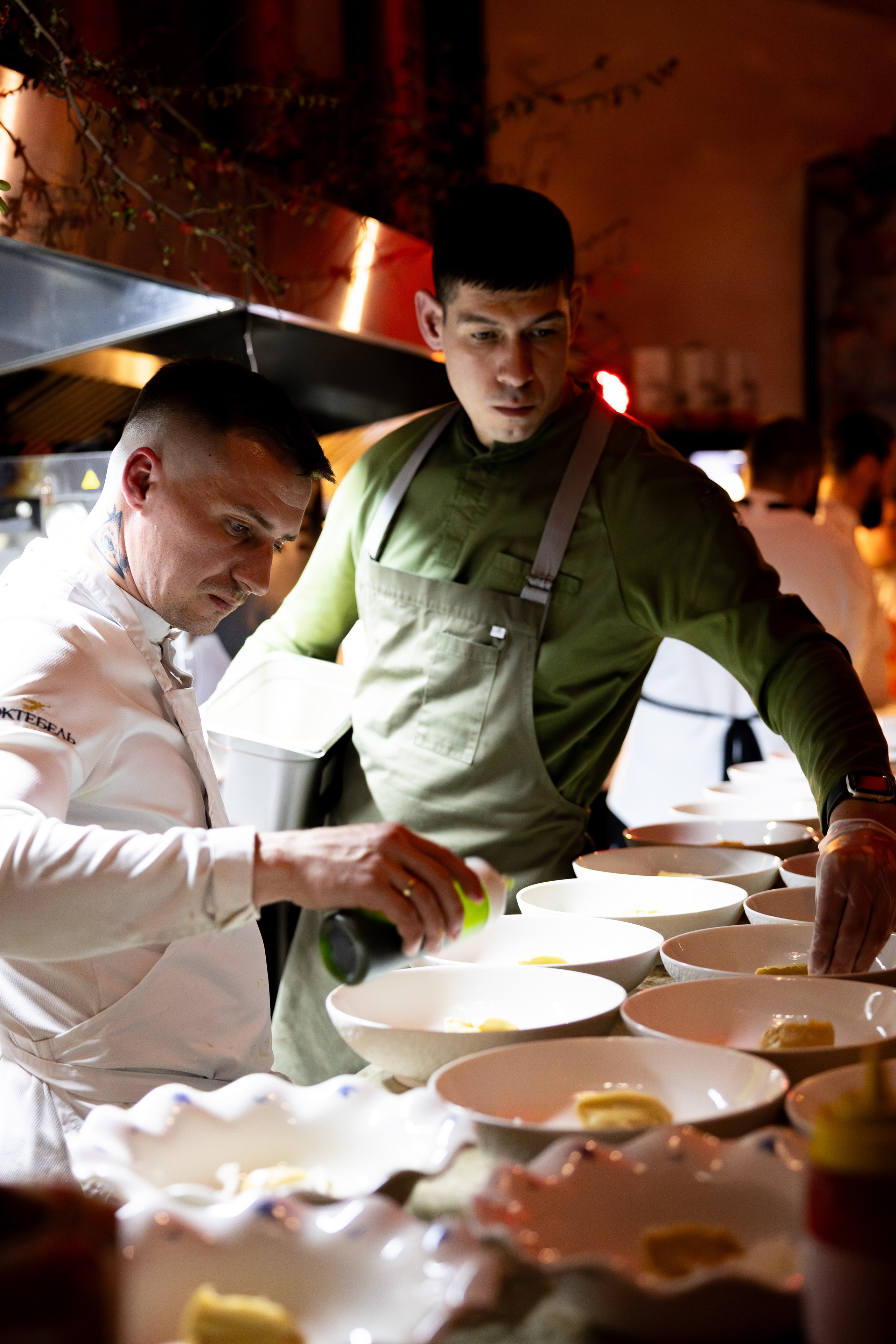 Азия в Гастродворе. Дженбаз Павел — фотограф в Ялте