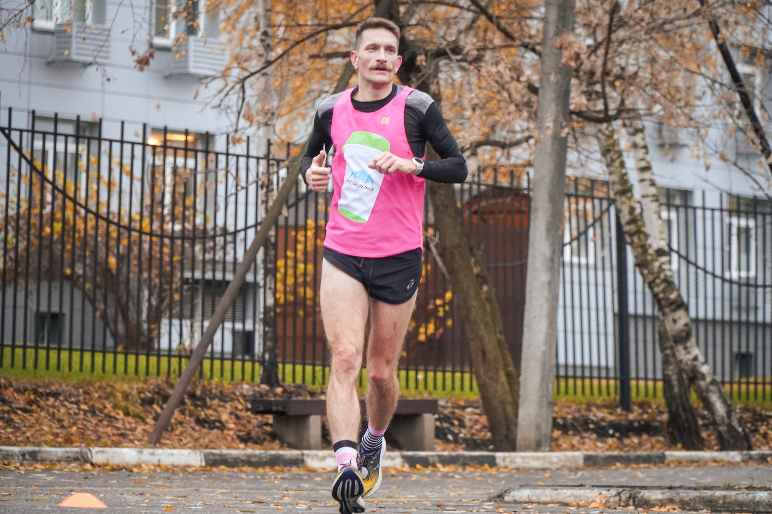 5 вёрст Реутов 16.11.2024. Роман Капилюшов. Бег. Фото. Видео. г. Люберцы