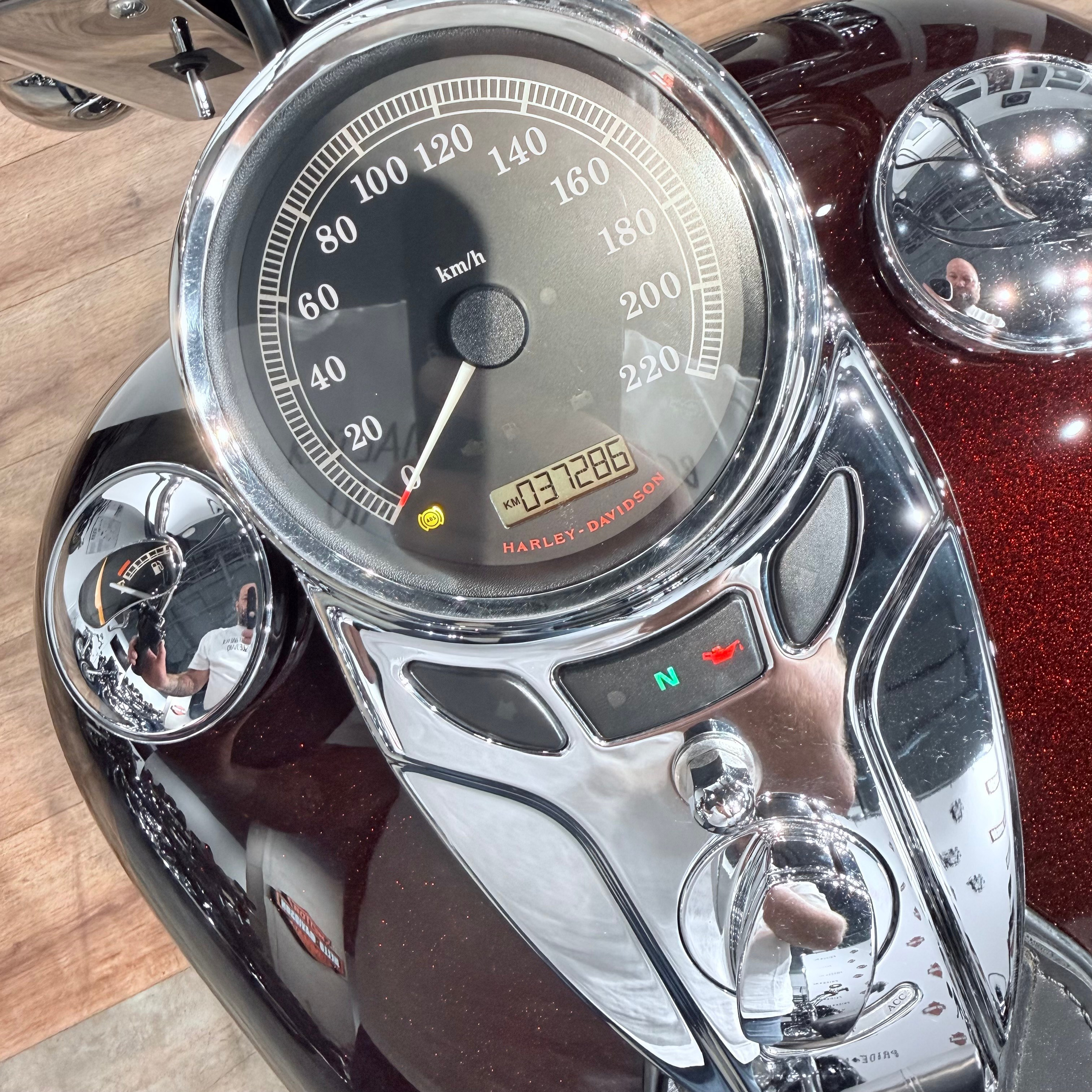 2010 Heritage АВS Мerlot Sunglo Vivid Вlаck. Hello Davidson, Москва. Только хорошие мотоциклы…