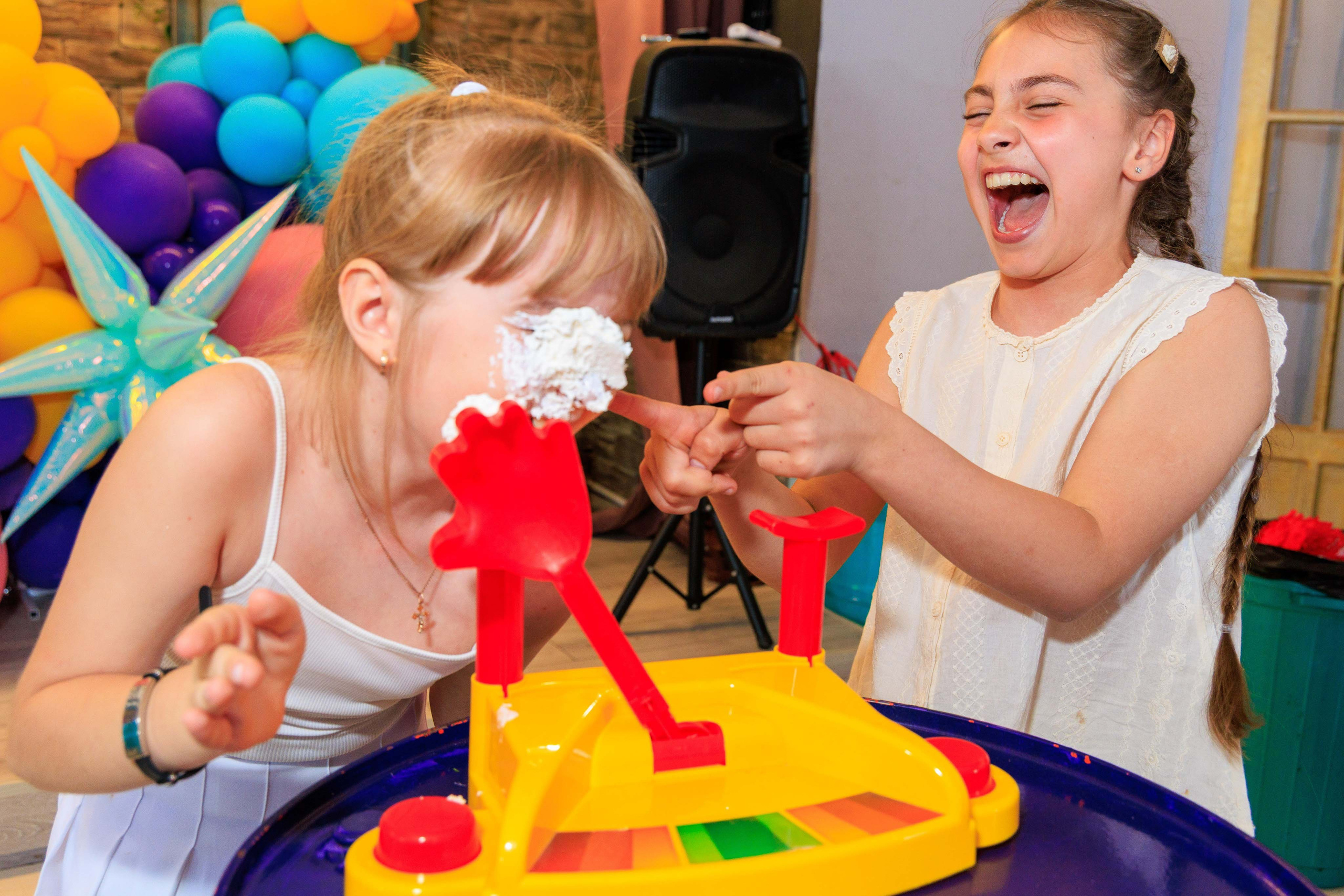 Репортажная фотосъемка праздников и мероприятий.