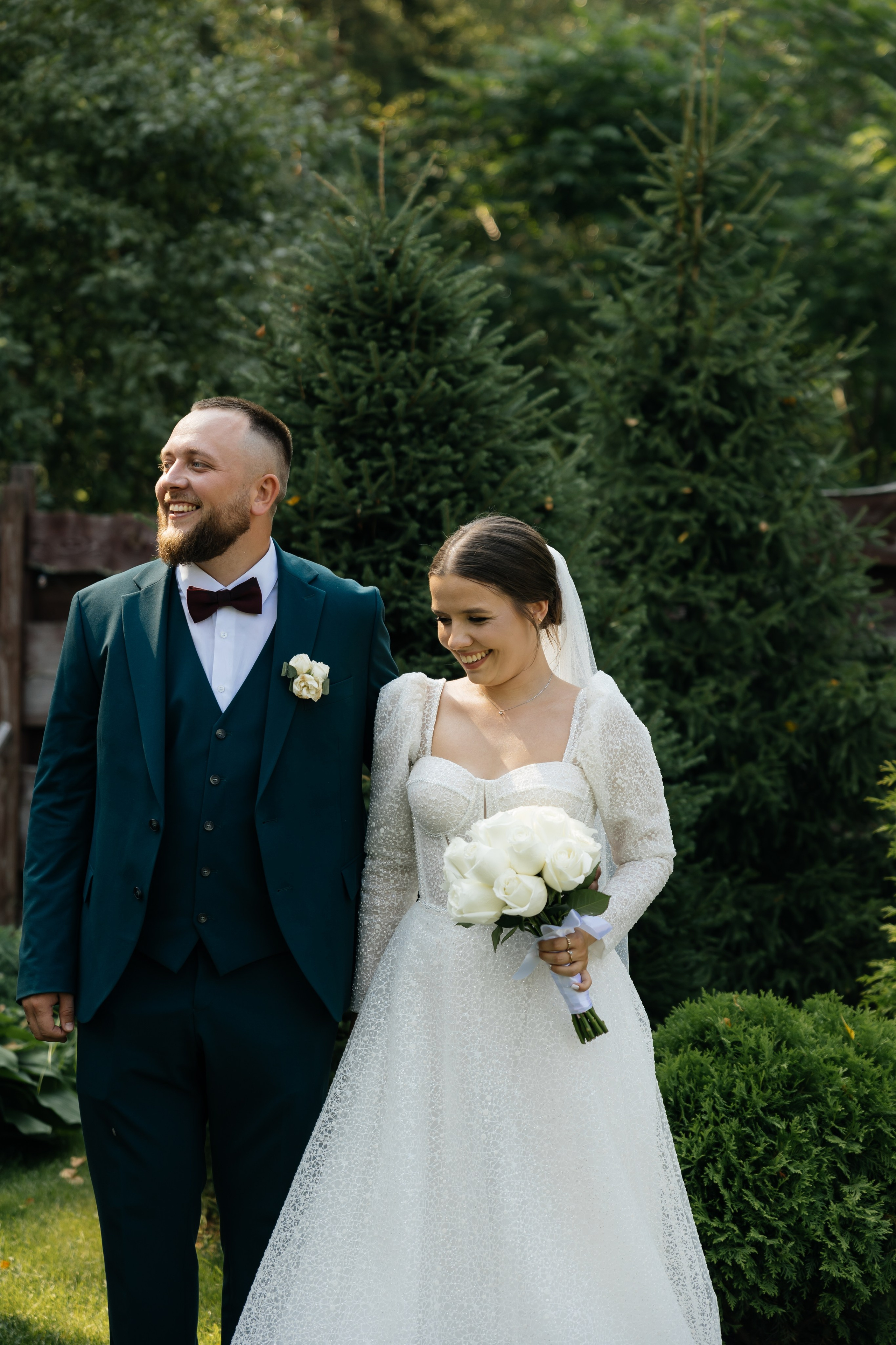 Свадебная история. Лесной Виладж. Свадебный и семейный фотограф Рассказова Виктория