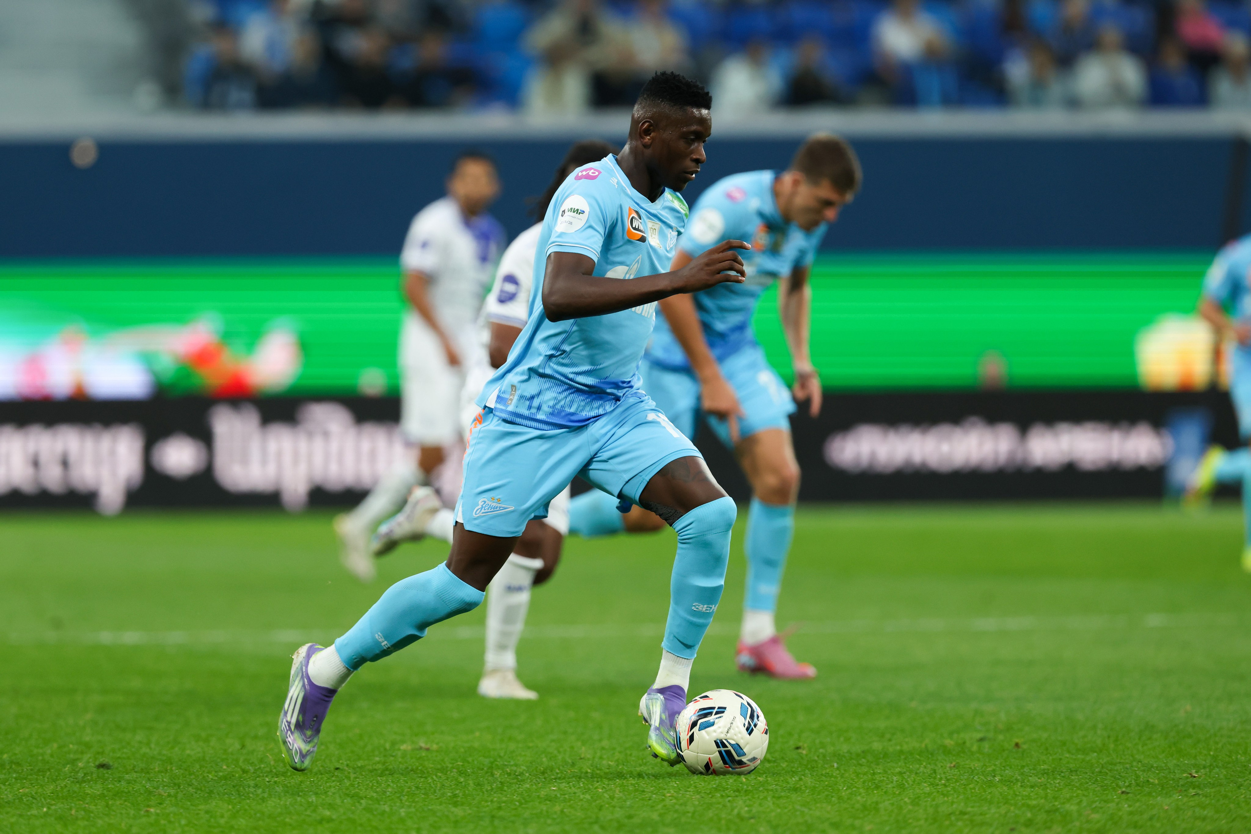 ФК «Зенит» — ФК «Динамо» Махачкала 23.08.2025. Спортивный и репортажный фотограф Антон Тереханов