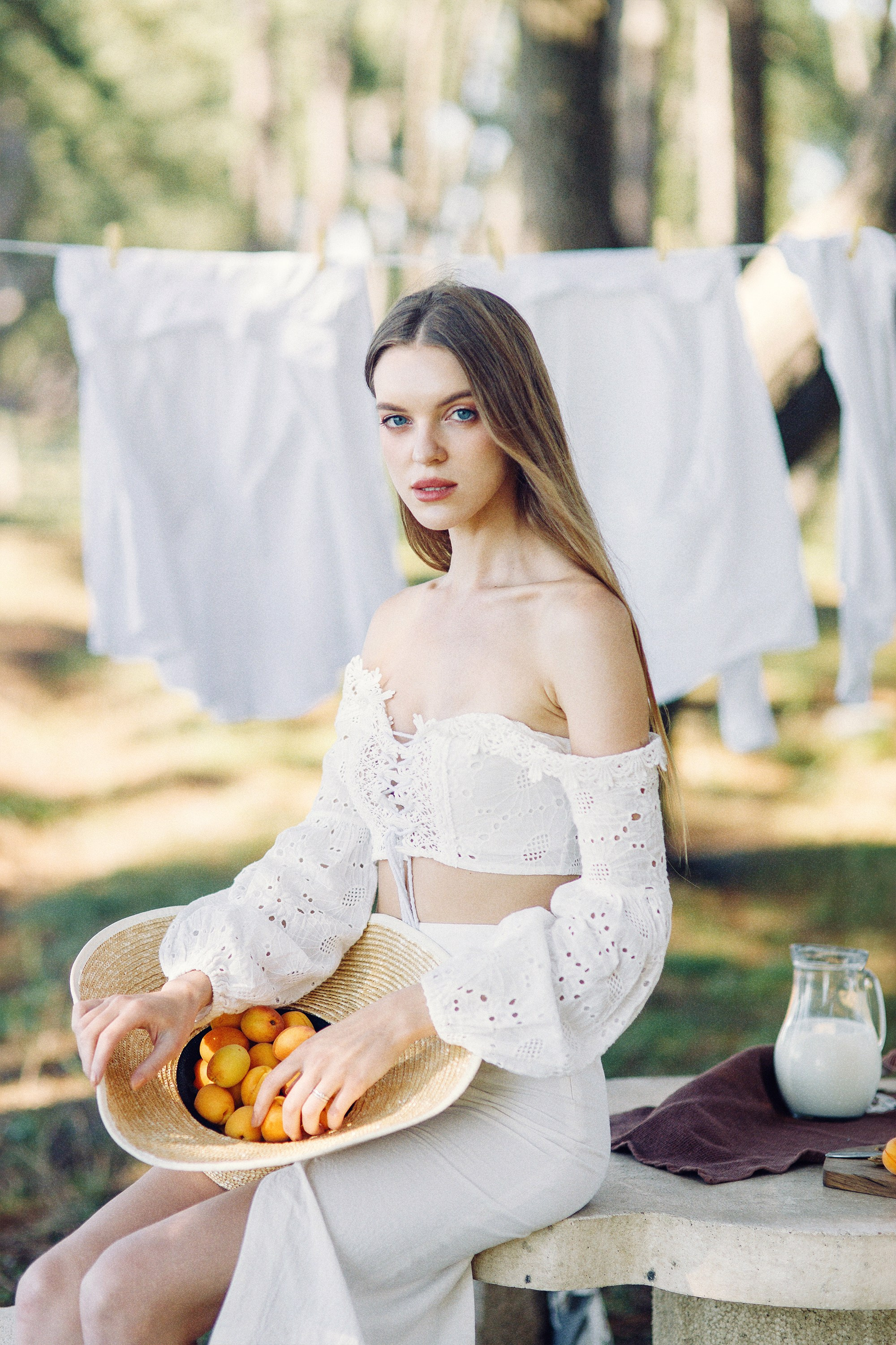 Фотосессия с абрикосами в Батуми