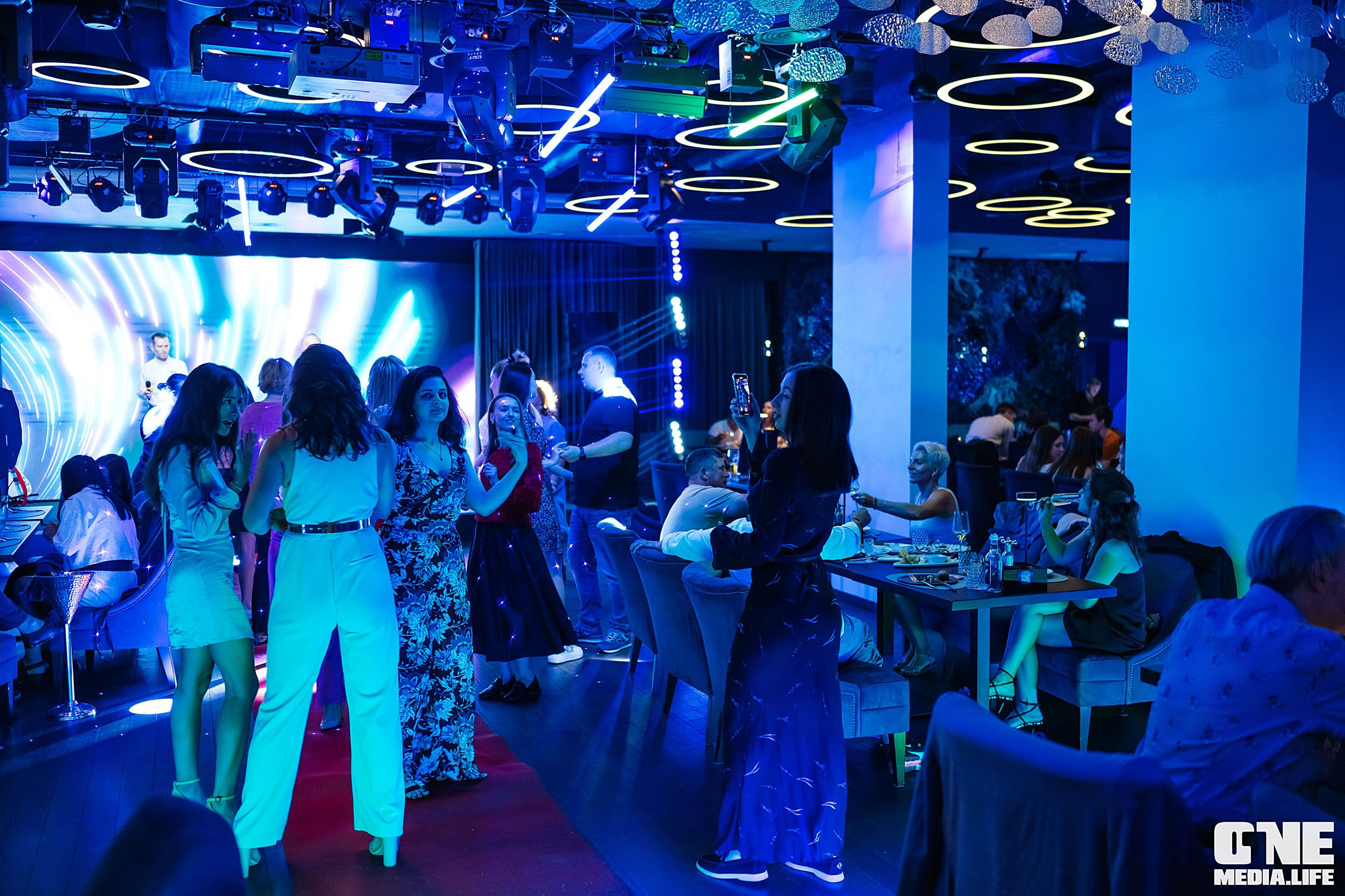 Вечеринка в ресторане Океан. One Media Life: фоторепортажи, фотоотчеты с мероприятий и заведений