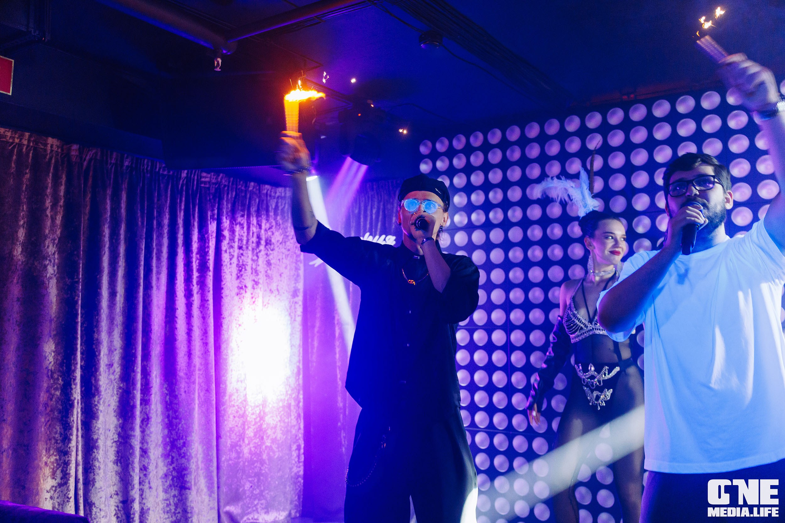 Фоторепортаж из караоке-клуба Эйфория. One Media Life: фоторепортажи, фотоотчеты с мероприятий и заведений