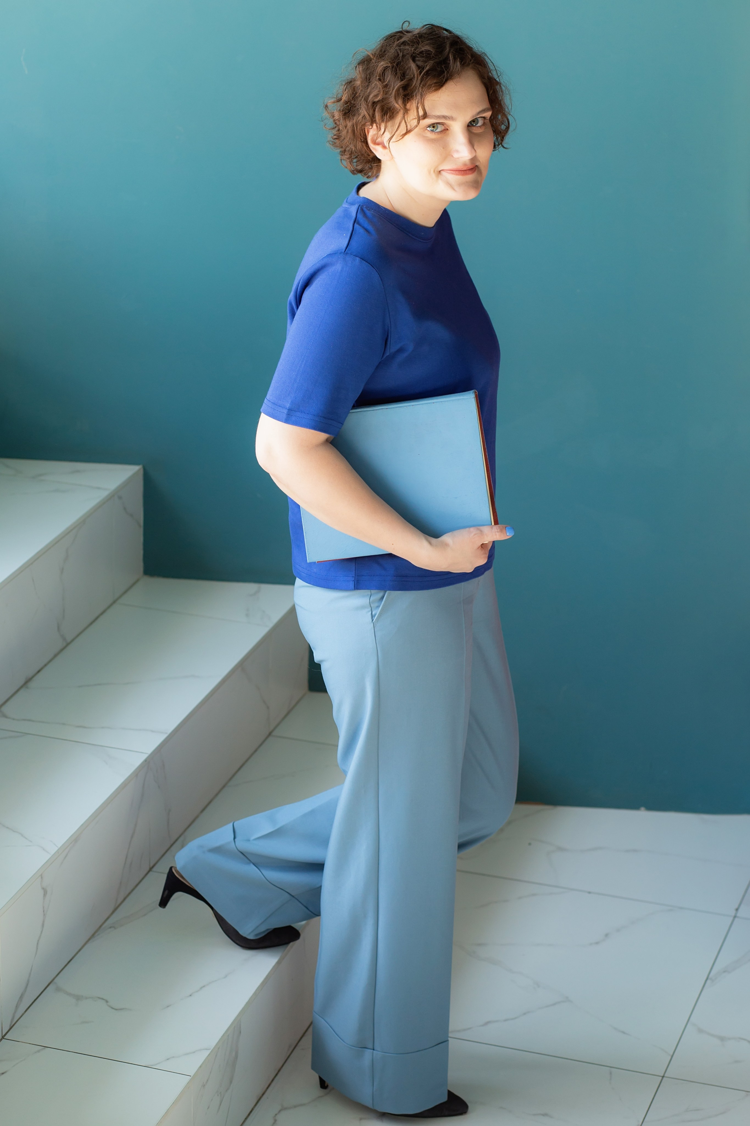 Визуал для группы ВК психолога в Санкт-Петербурге. Контент для соцсетей. Портретные фотосессии, контент-съемки, репортаж