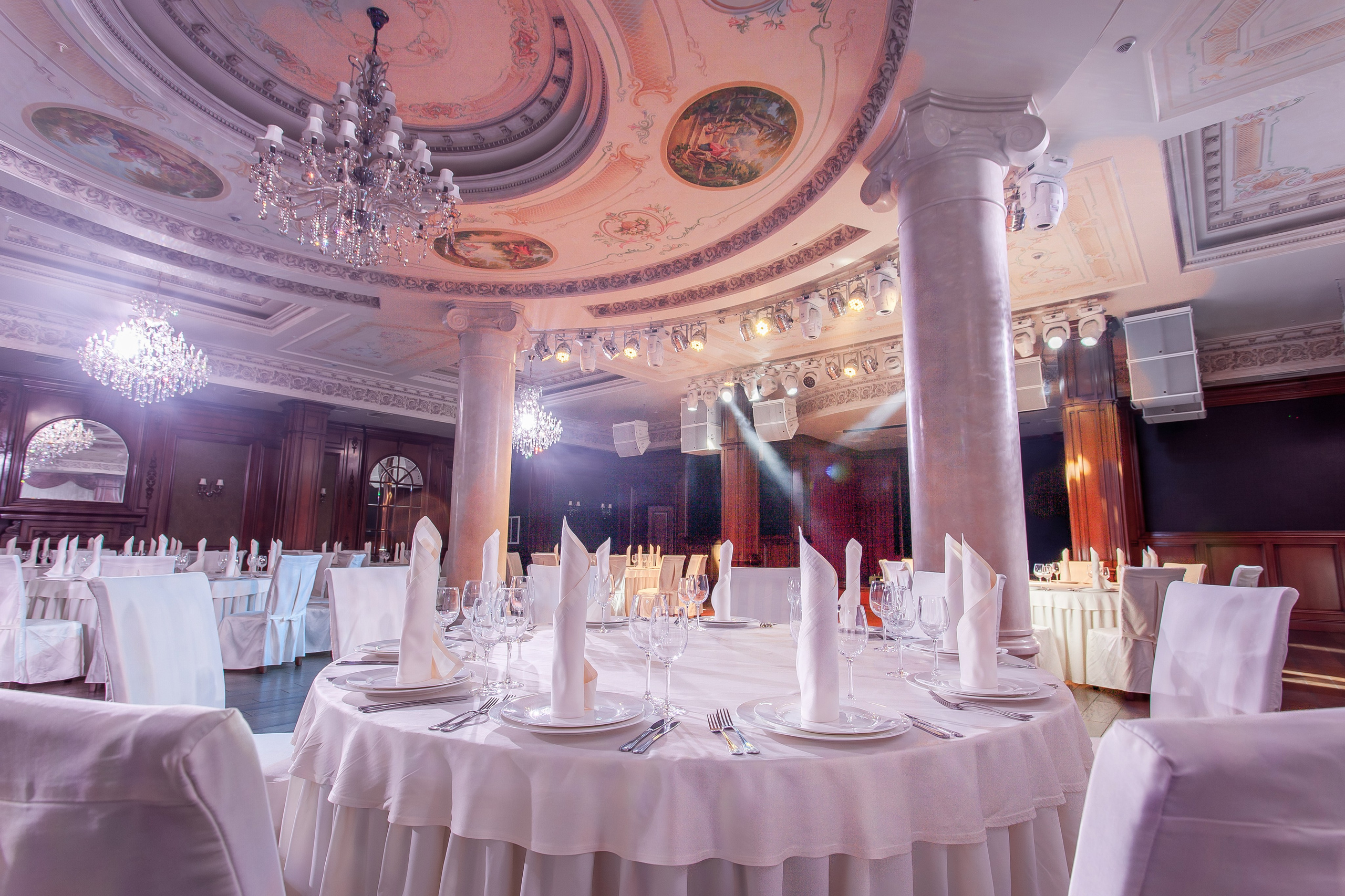 Hotels. Interior photographer Vitalii in Portland and Vancouver