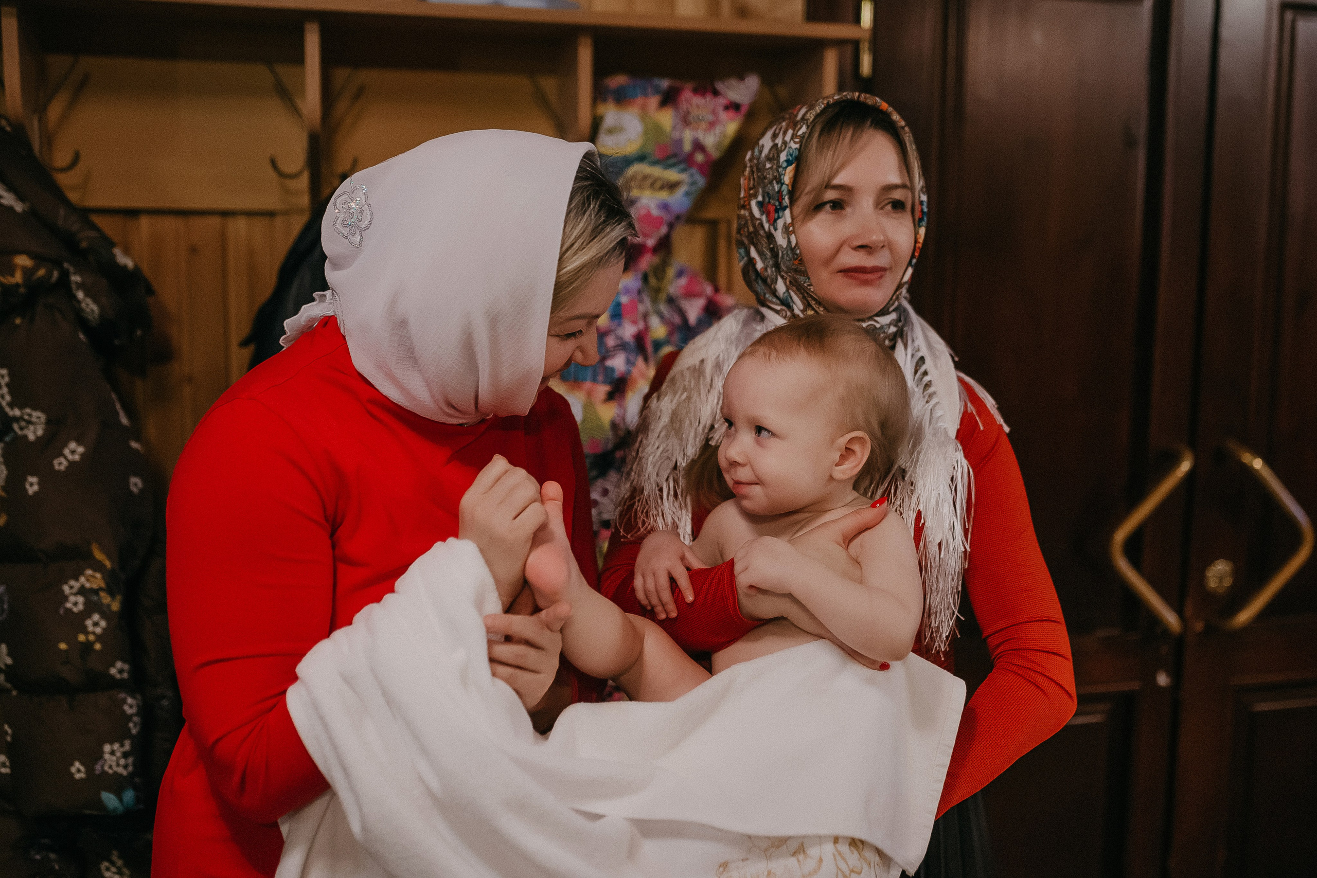 Крещение Ксении. Храм Симеона Верхотурского п.Барсово. Семейный фотограф в Сургуте