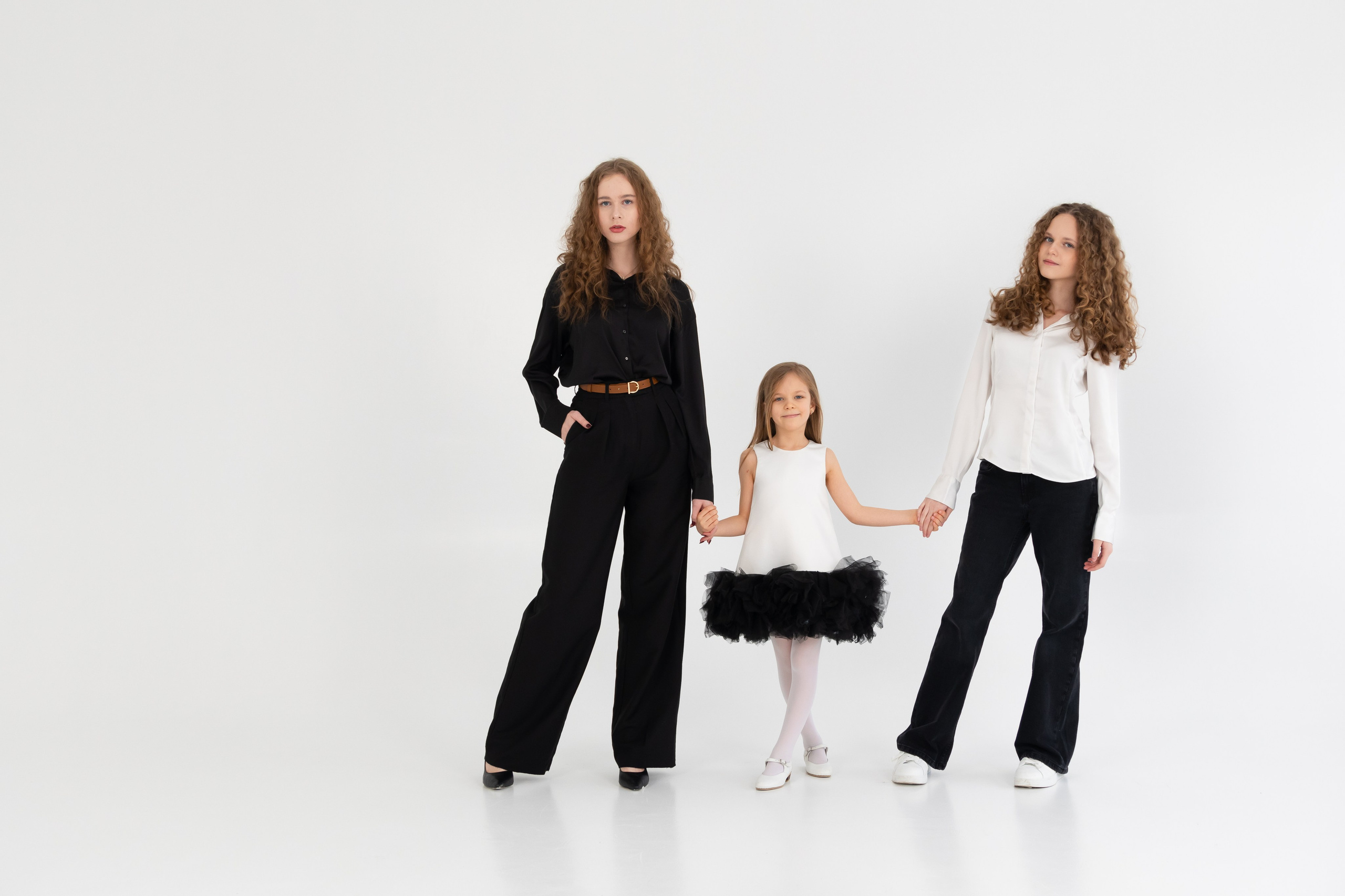 Давыдовых много не бывает! Семейная фотосессия в студии. Фотограф в Екатеринбурге Пойгина Елена