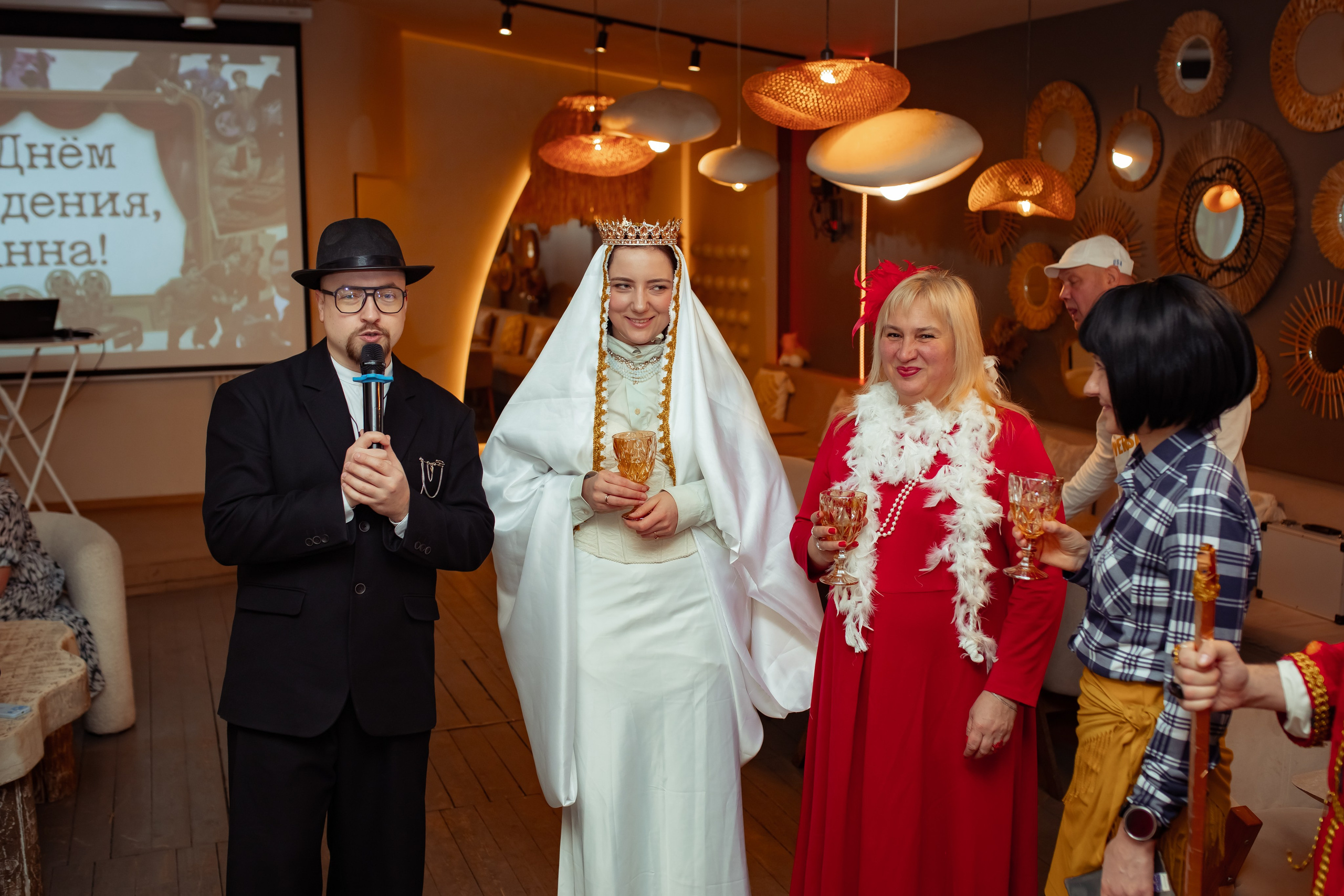 Юбилей Анны в стиле Гайдая. Семейный и детский фотограф в Москве Дорогова Екатерина