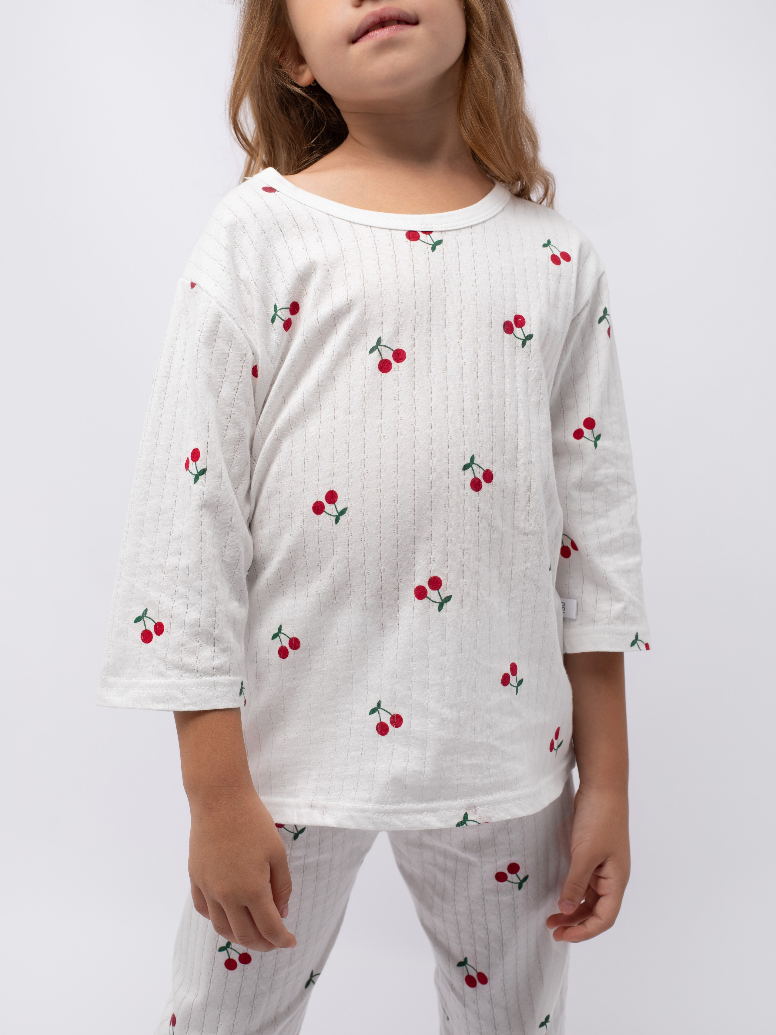 Пижама для девочек. Фотостудия предметной и модельной съёмки для маркетплейсов