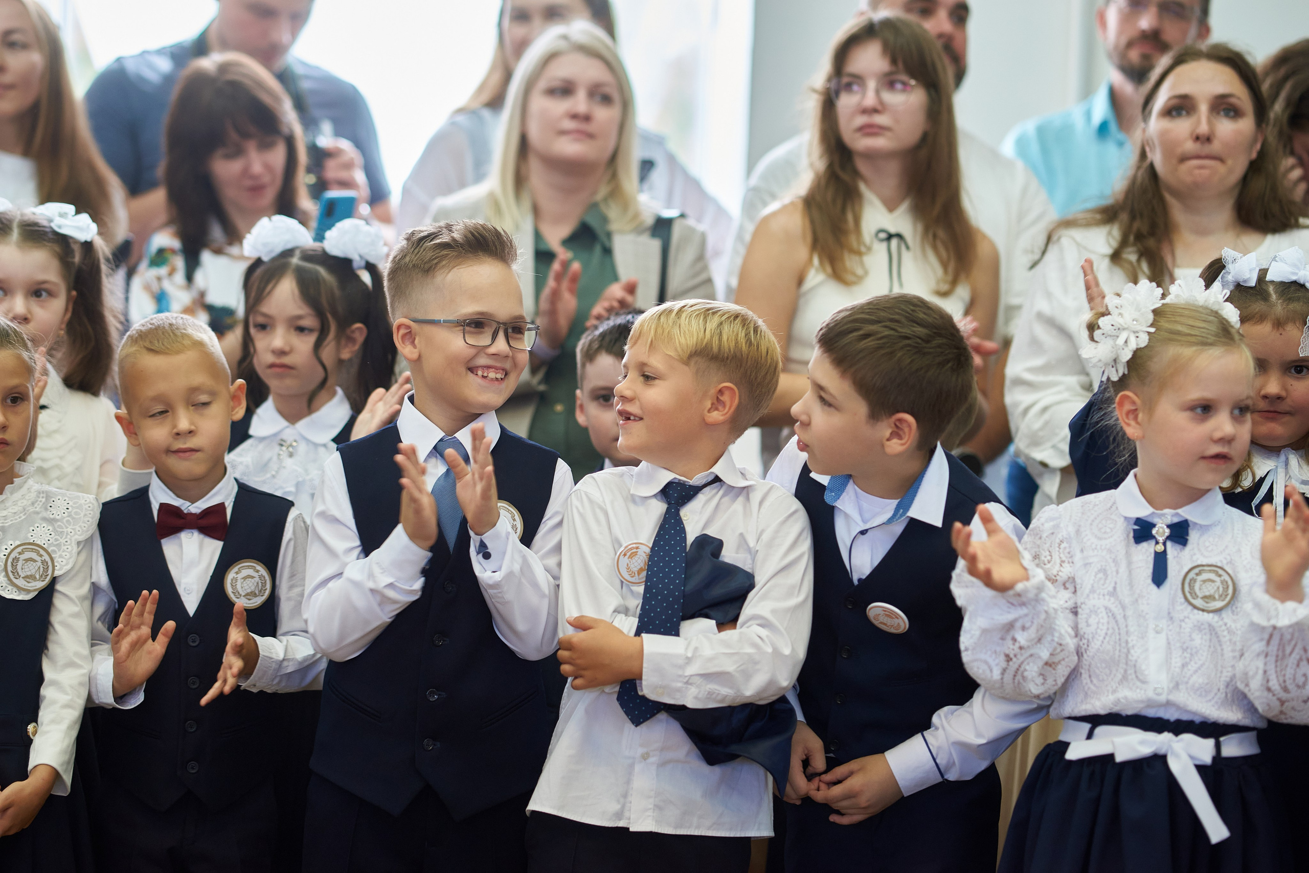 1 класс в День Знаний. Фотограф Владимир Артамонов