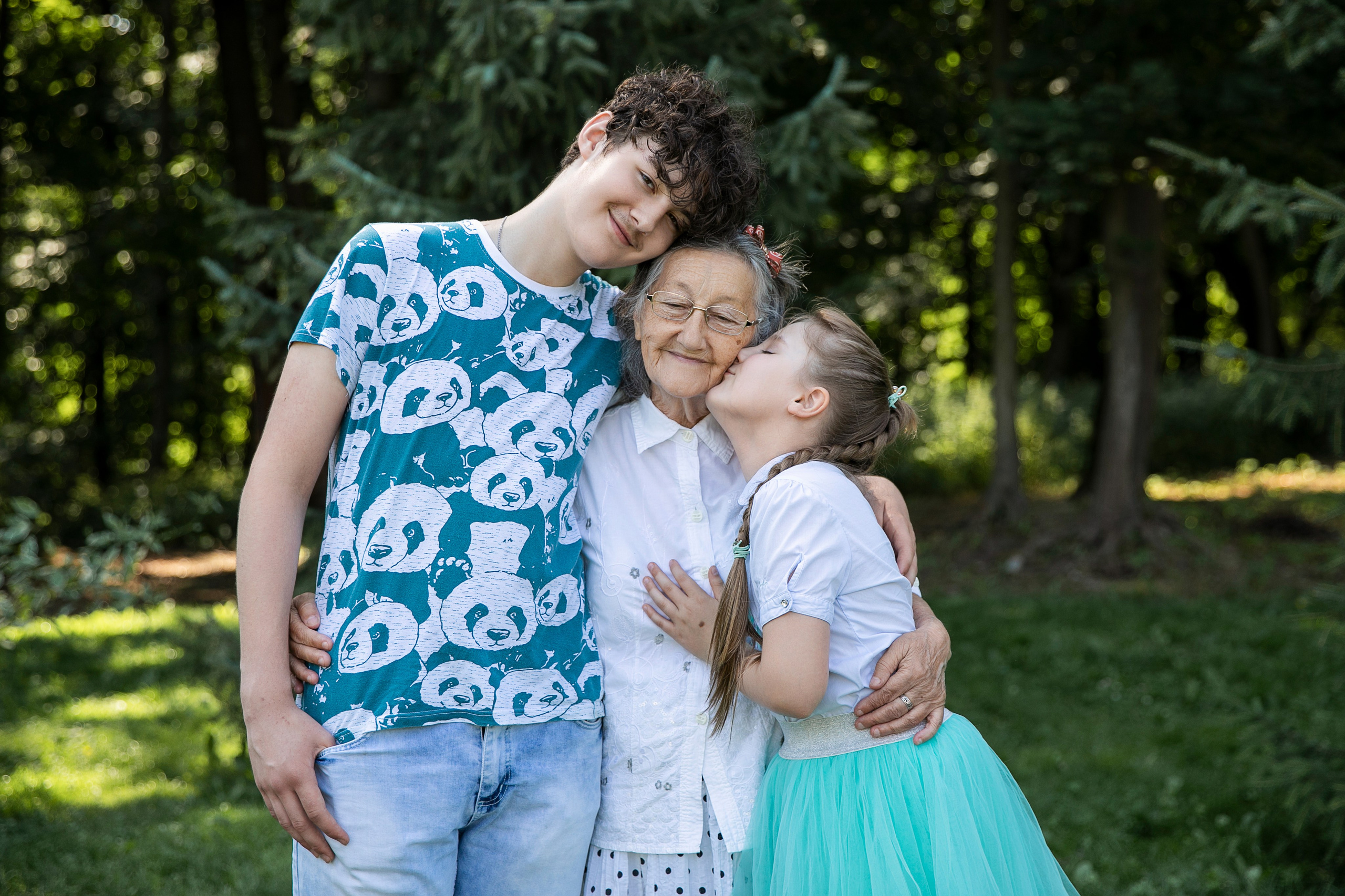 Таня, Антон, Ангелина, Саша и Лидия Петровна. Семейный и школьный фотограф Катерина Голубева