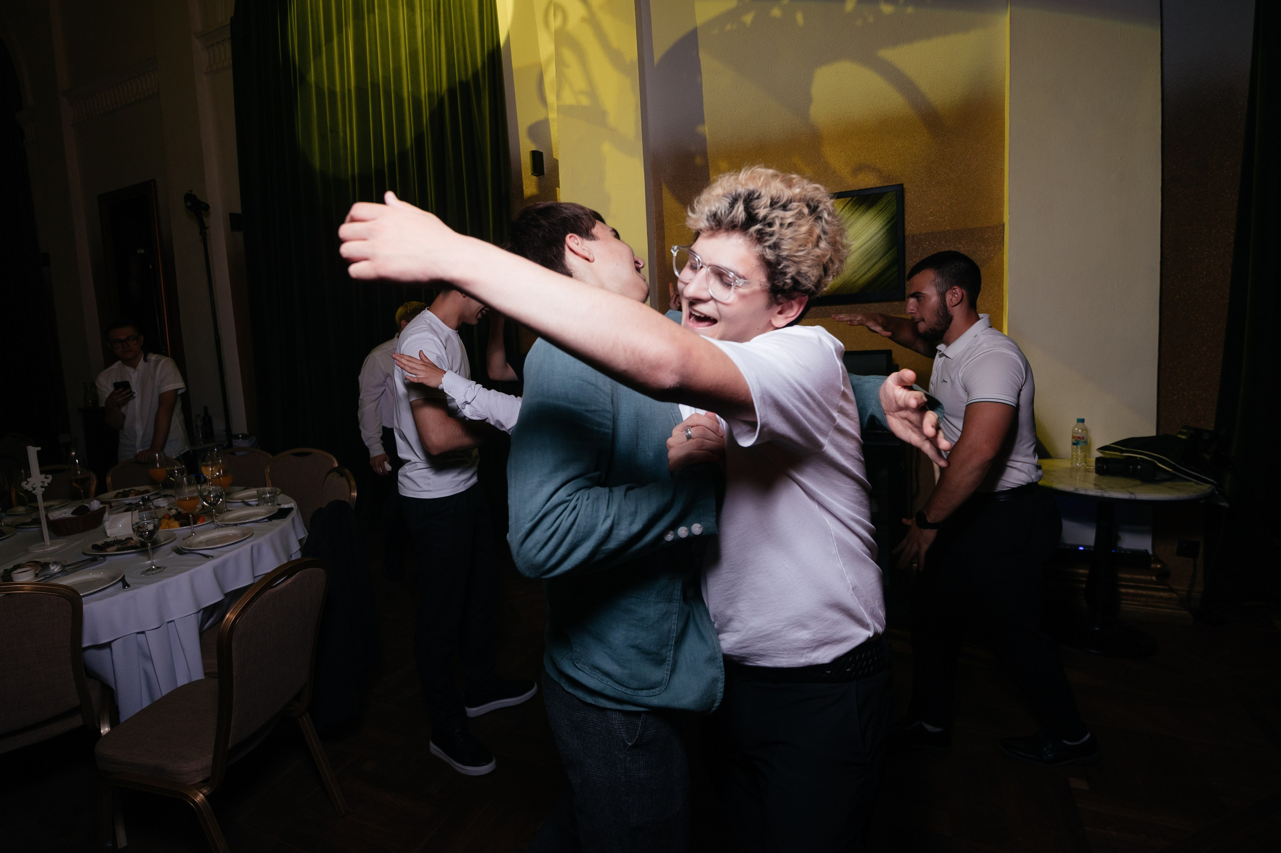 Выпускной 11 класс. Фотограф Крохин Олег