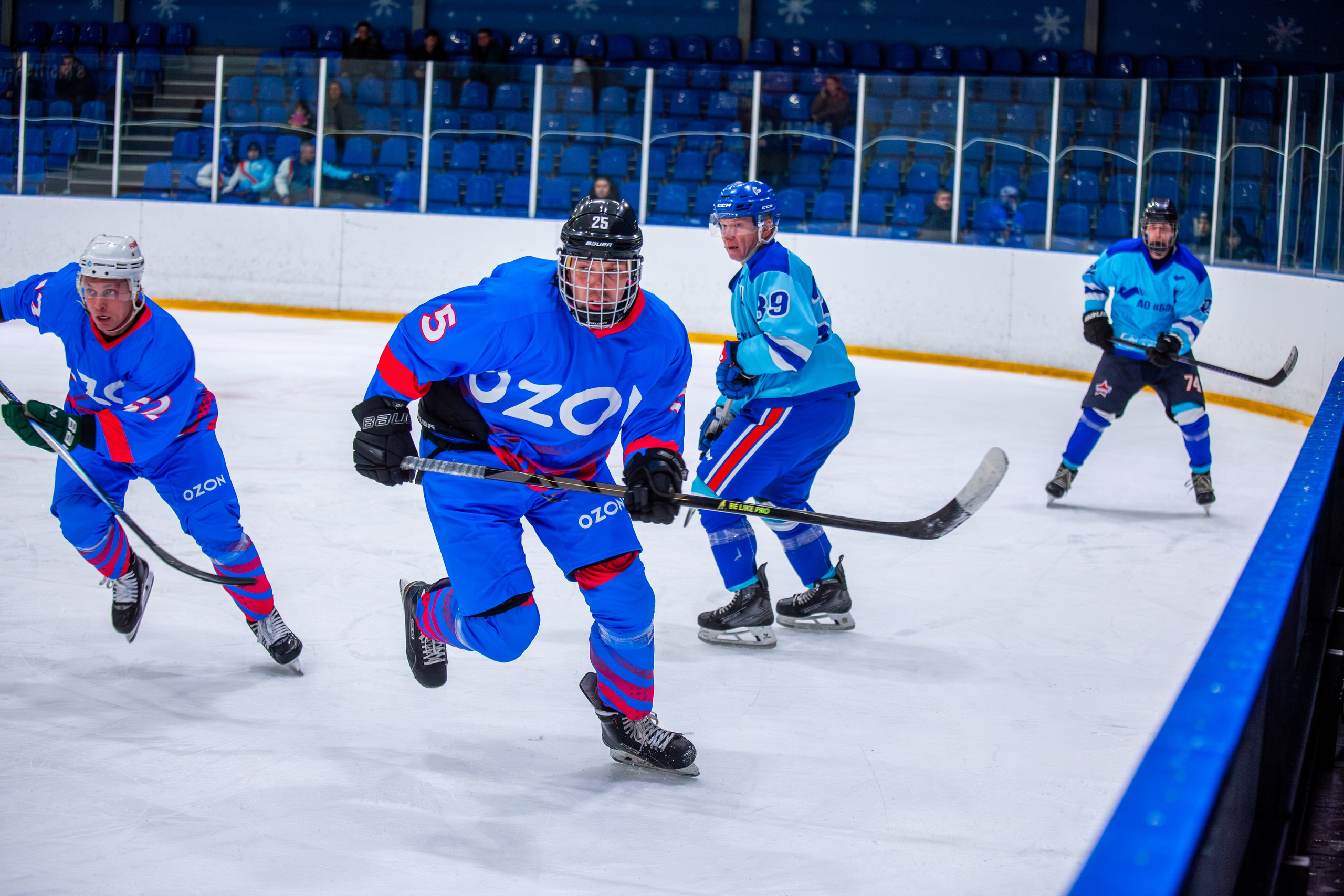 Чемпионат по хоккею. Репортажный, семейный, свадебный, портретный фотограф