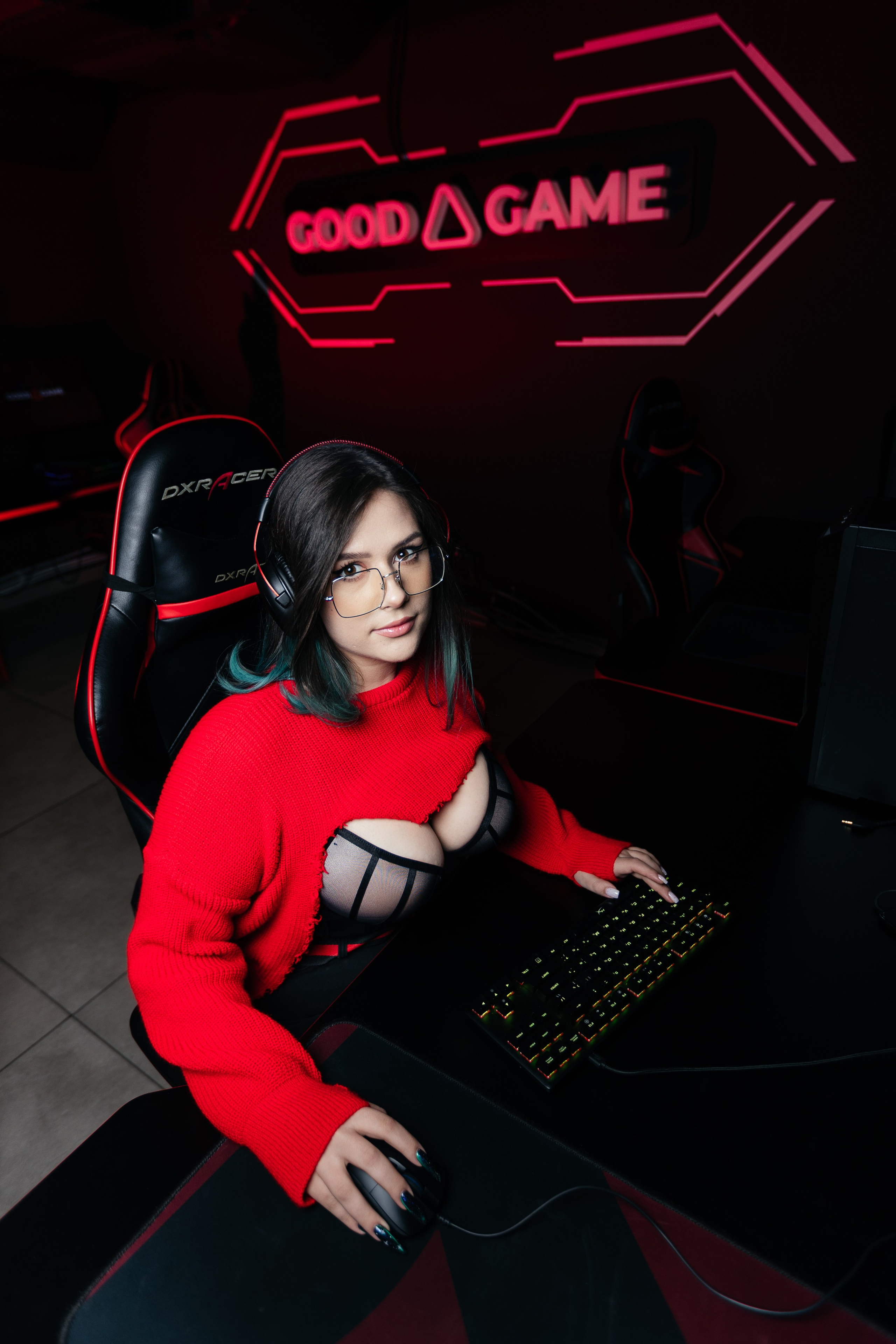 Сеть компьютерных клубов Godji Game. Портретный и репортажный фотограф в Казани Максим Сипачев