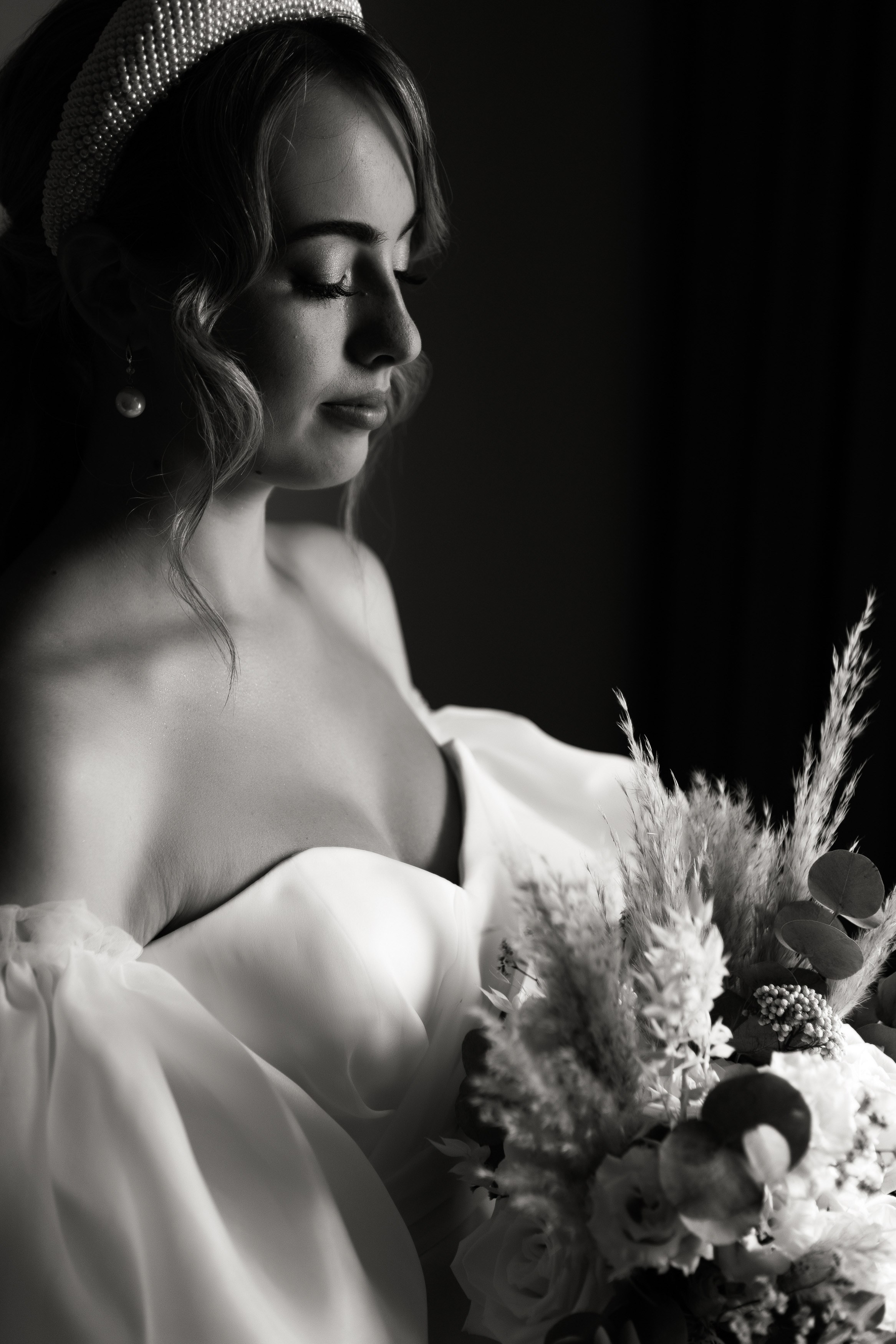 Свадебный фотограф Уфа — Руслан ГабдлисламовЖивые эмоции, красивые кадры, воспоминания на всю жизнь.Работаю по всей Республике Башкортоста. Свадебный фотограф Уфа Руслан Габдлисламов