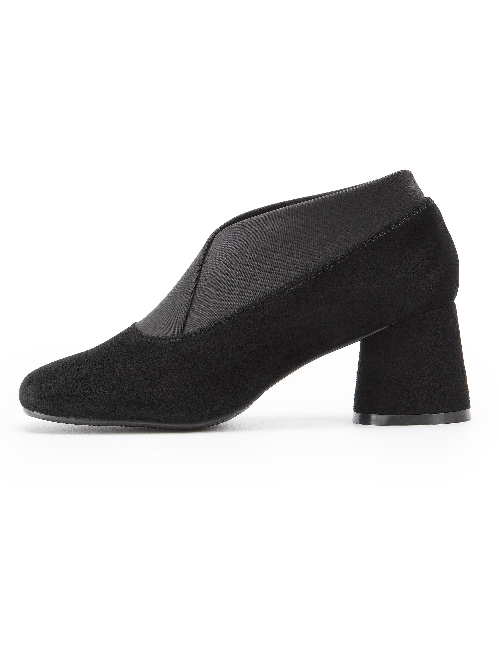 Каталожная фотография обуви. Фотограф в Москве Егор Гончаров