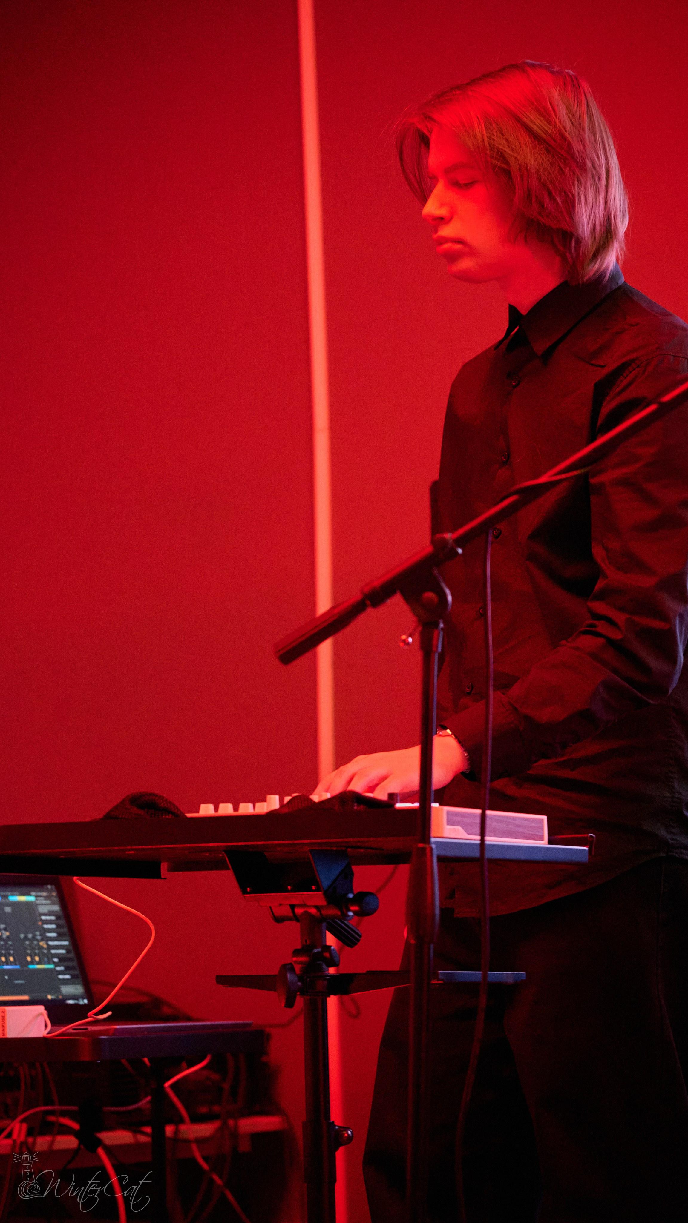 Открытый микрофон. Портретный и репортажный фотограф в Магадане Андрей Нефедов WinterCatPhoto