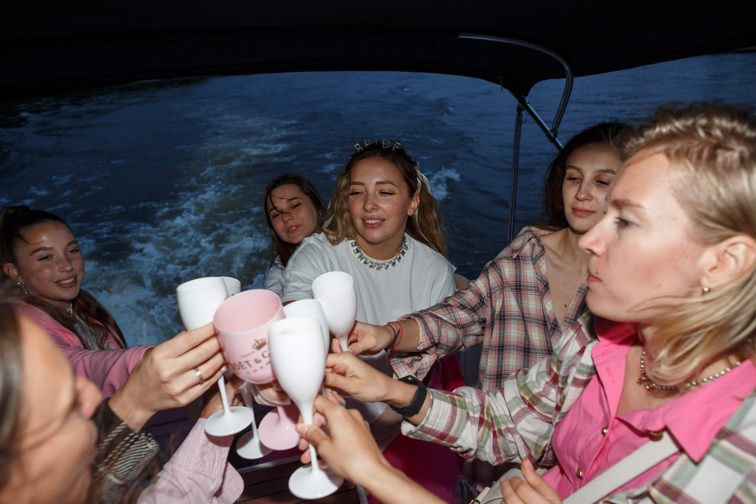 «Hen-Party» девичник Полины. Свадебный фотограф Игорь Брундасов 8PHOTO на свадьбу венчание загс СПб