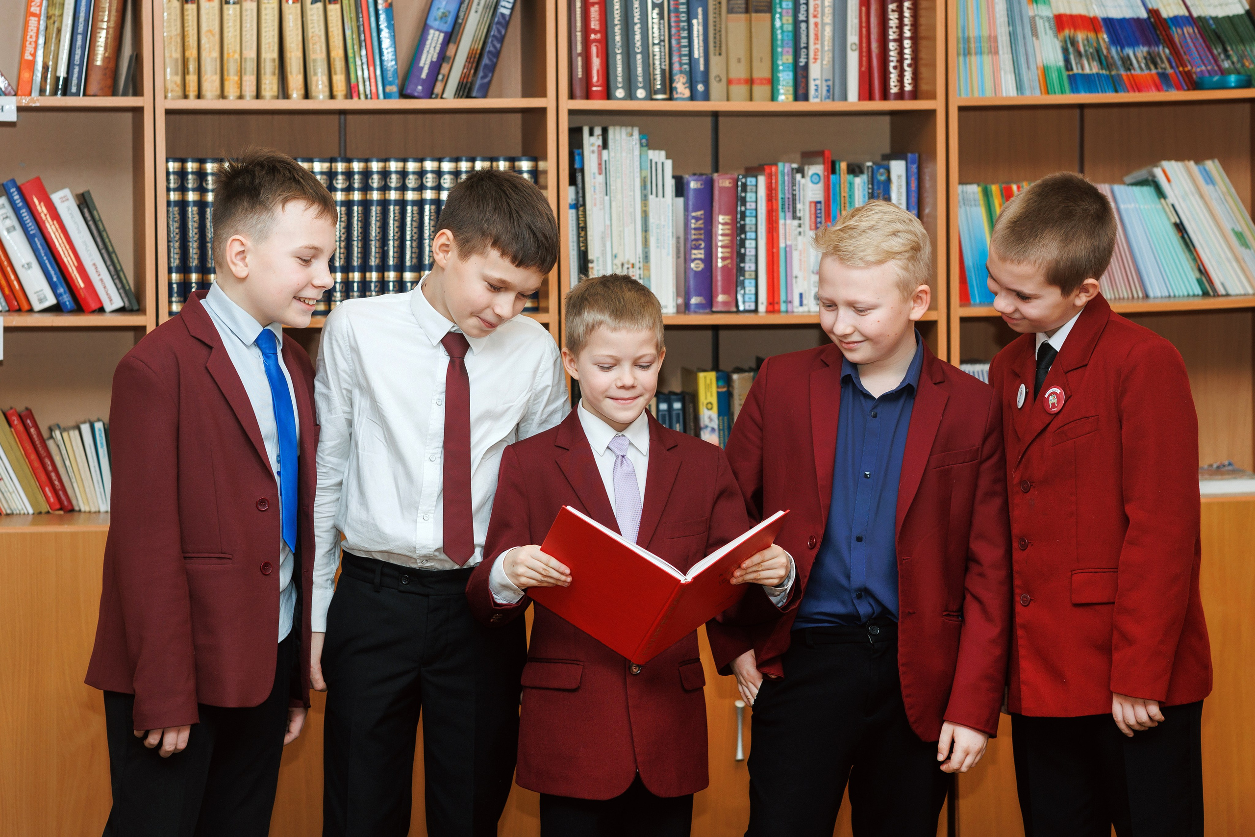 Школьная жизнь: уроки, перемены. Фотограф в Твери и Москве Юлия Бахтамова