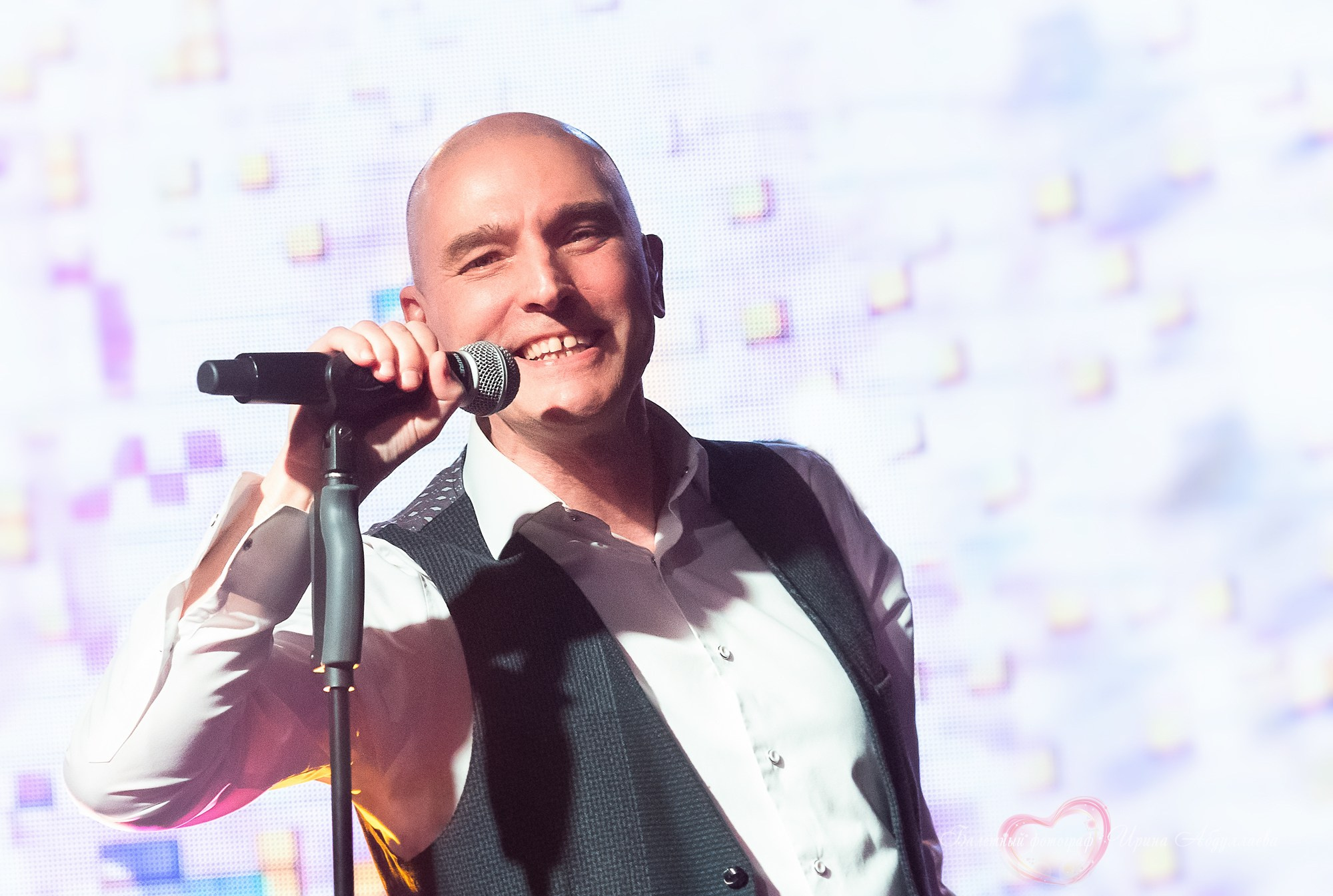 А.Державин — Magnus-Locus (съемка направлена была на поиск афиши)