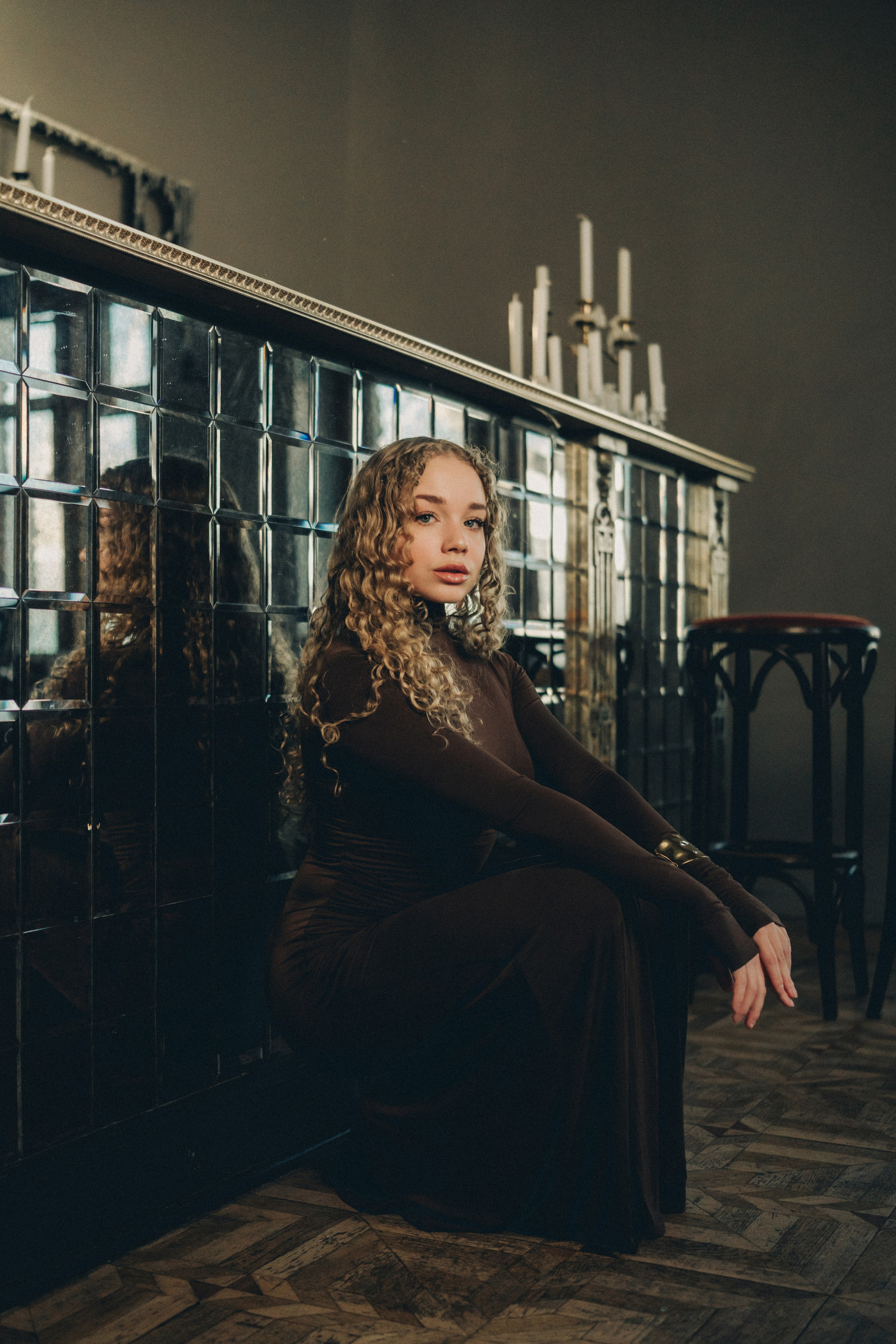 Леся | фотосессия в старинном особняке. Портретный фотограф Москва