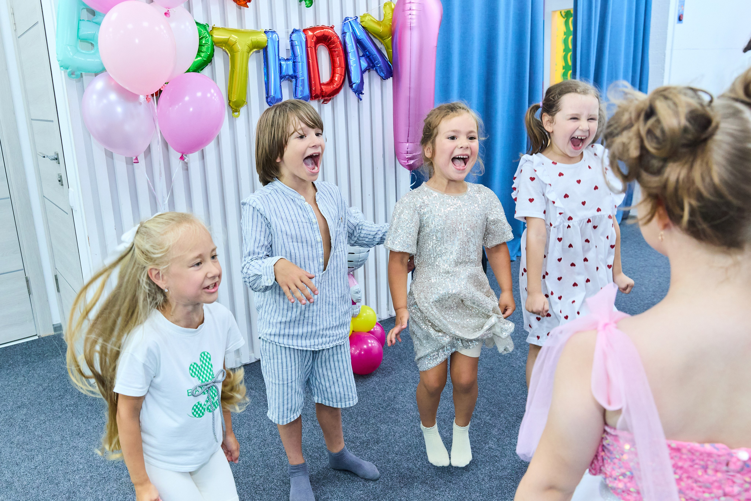 ДЕНЬ РОЖДЕНИЯ. ФОТОГРАФ ВО ВЛАДИВОСТОКЕ| СВАДЕБНЫЙ ФОТОГРАФ