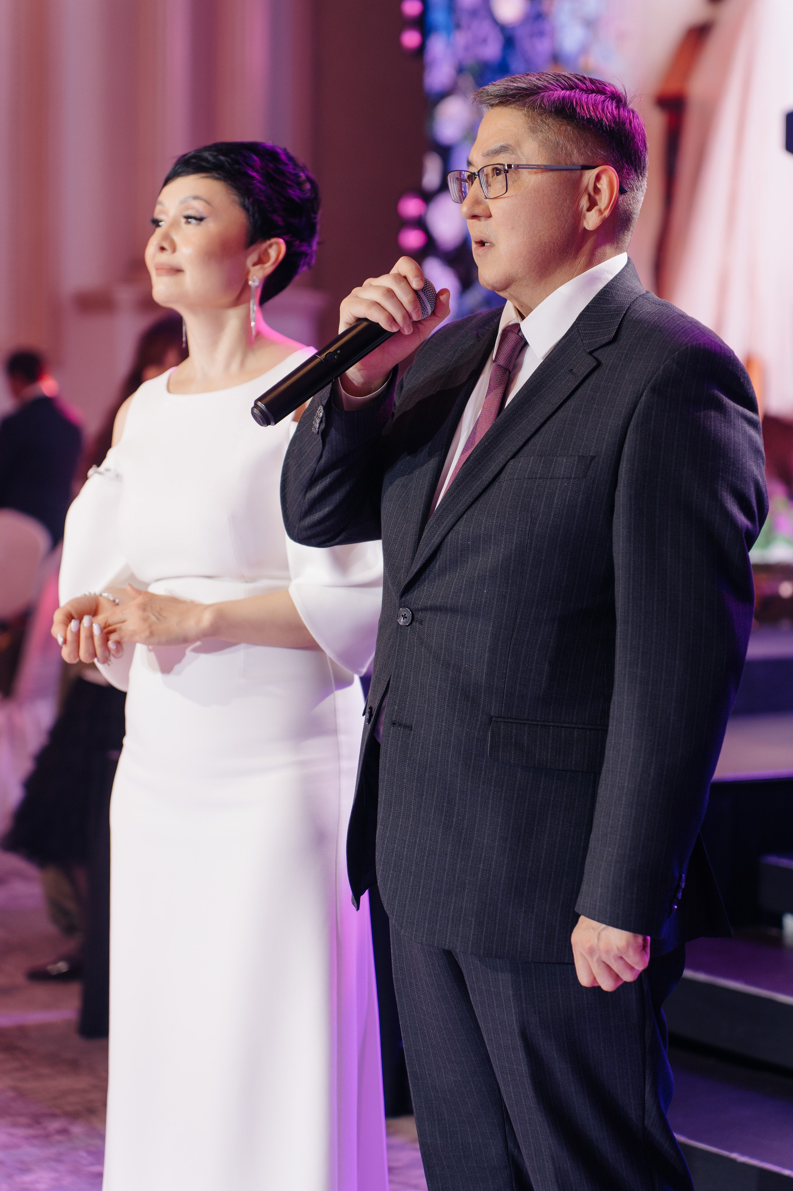 Ay-Dana Uzatu. ___________________________________________________