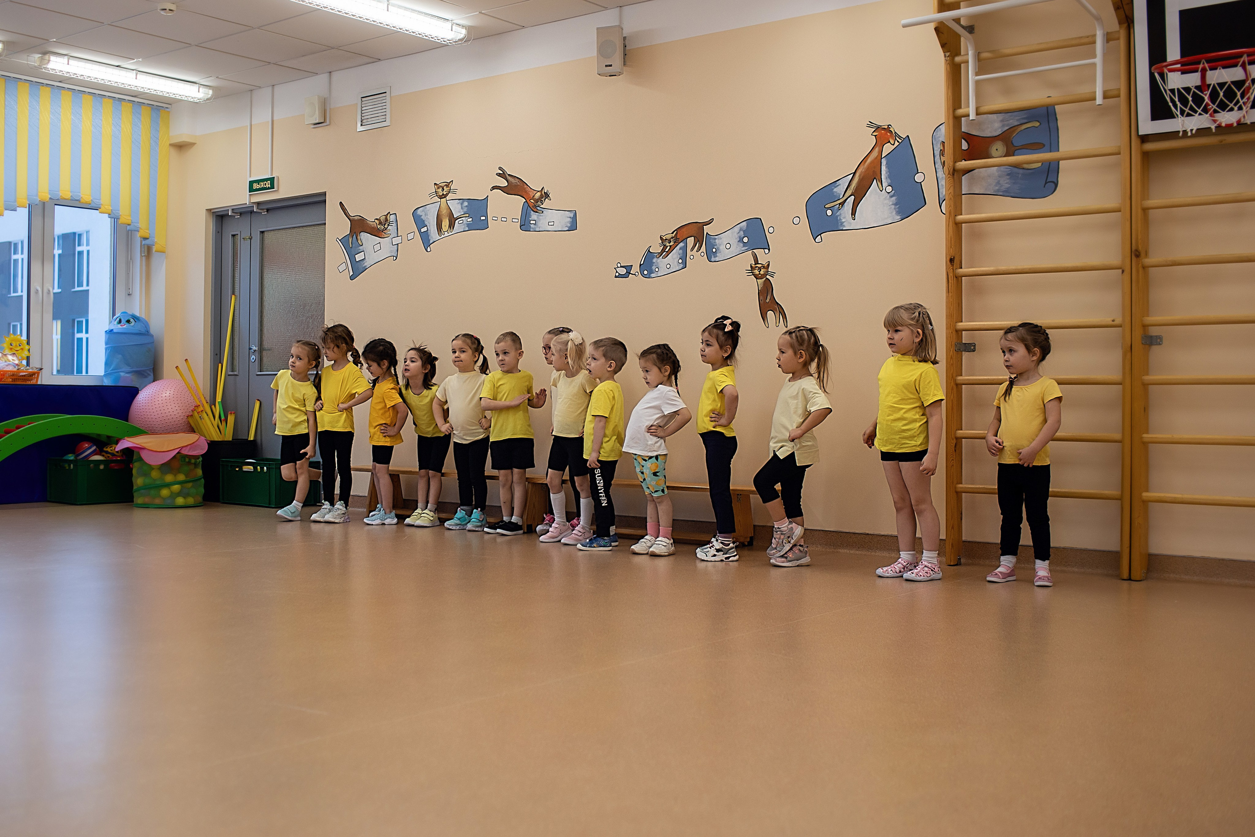 День в саду_Зима_2023 год. Семейный фотограф в Санкт-Петербурге