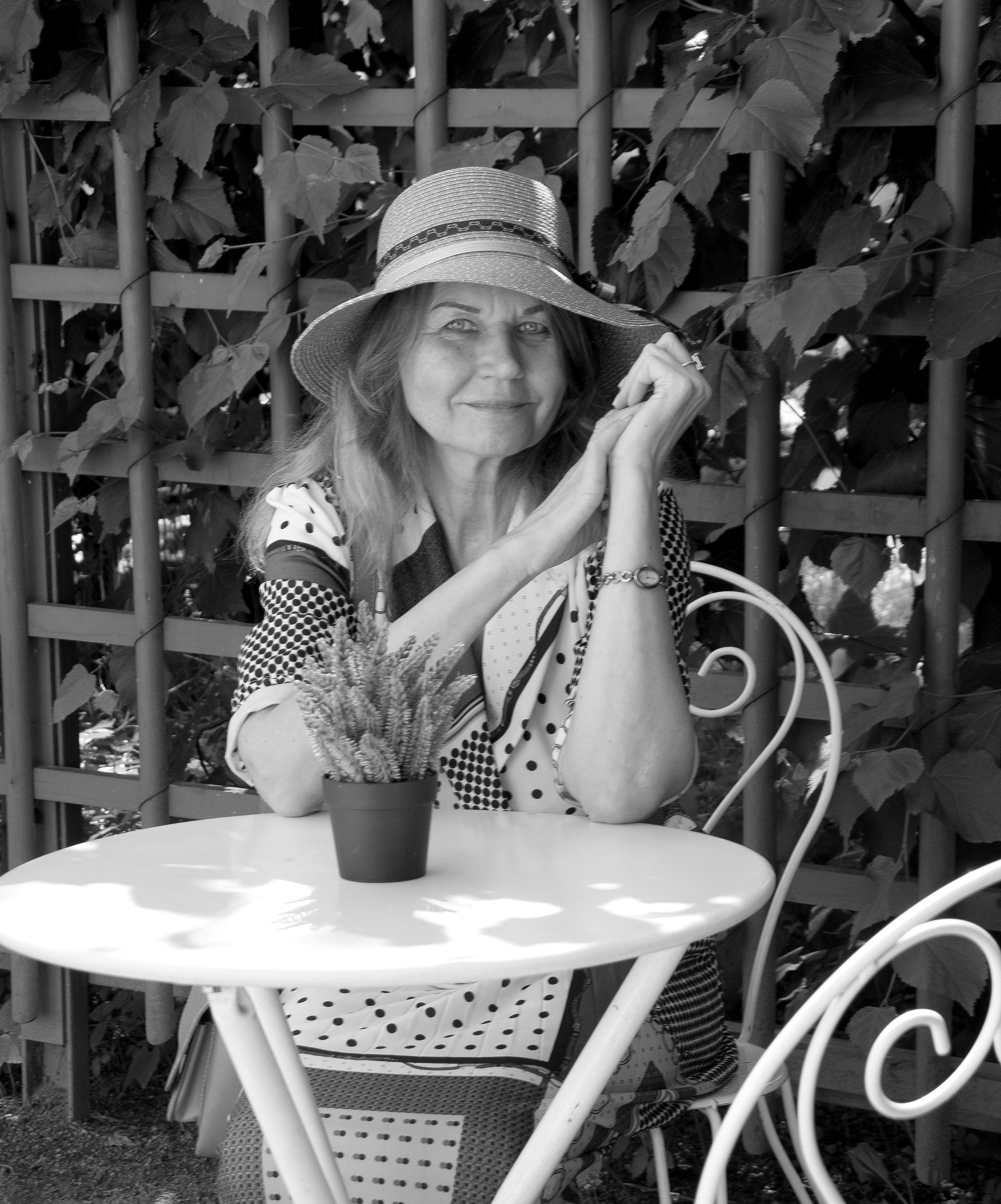 Уличная фотосессия. Портретный Фотограф в Санкт-Петербурге