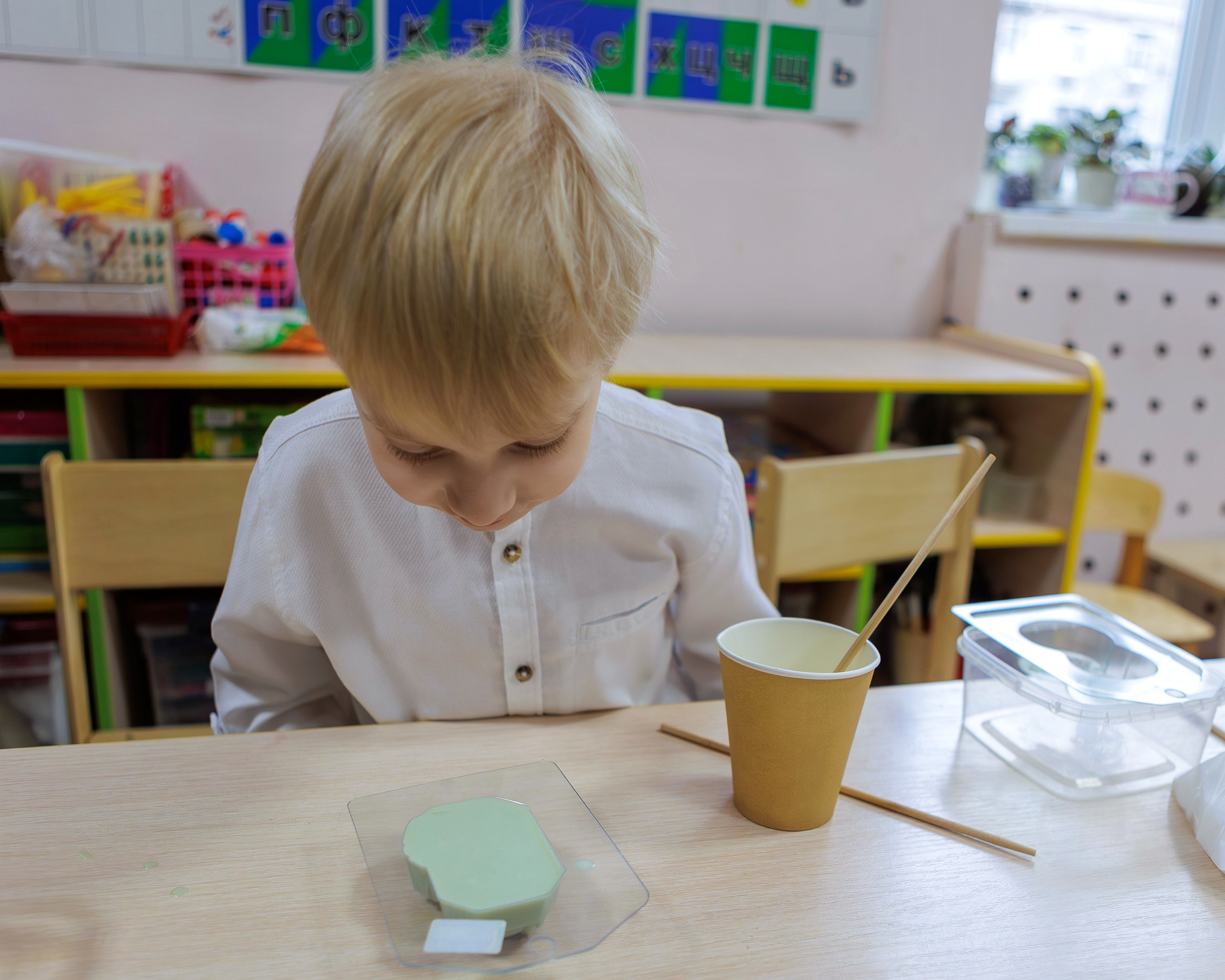 МК к 8 марта. Выпускные альбомы и школьный фотограф в Подольске, Троицке, Щербинке, Москве и Московской области