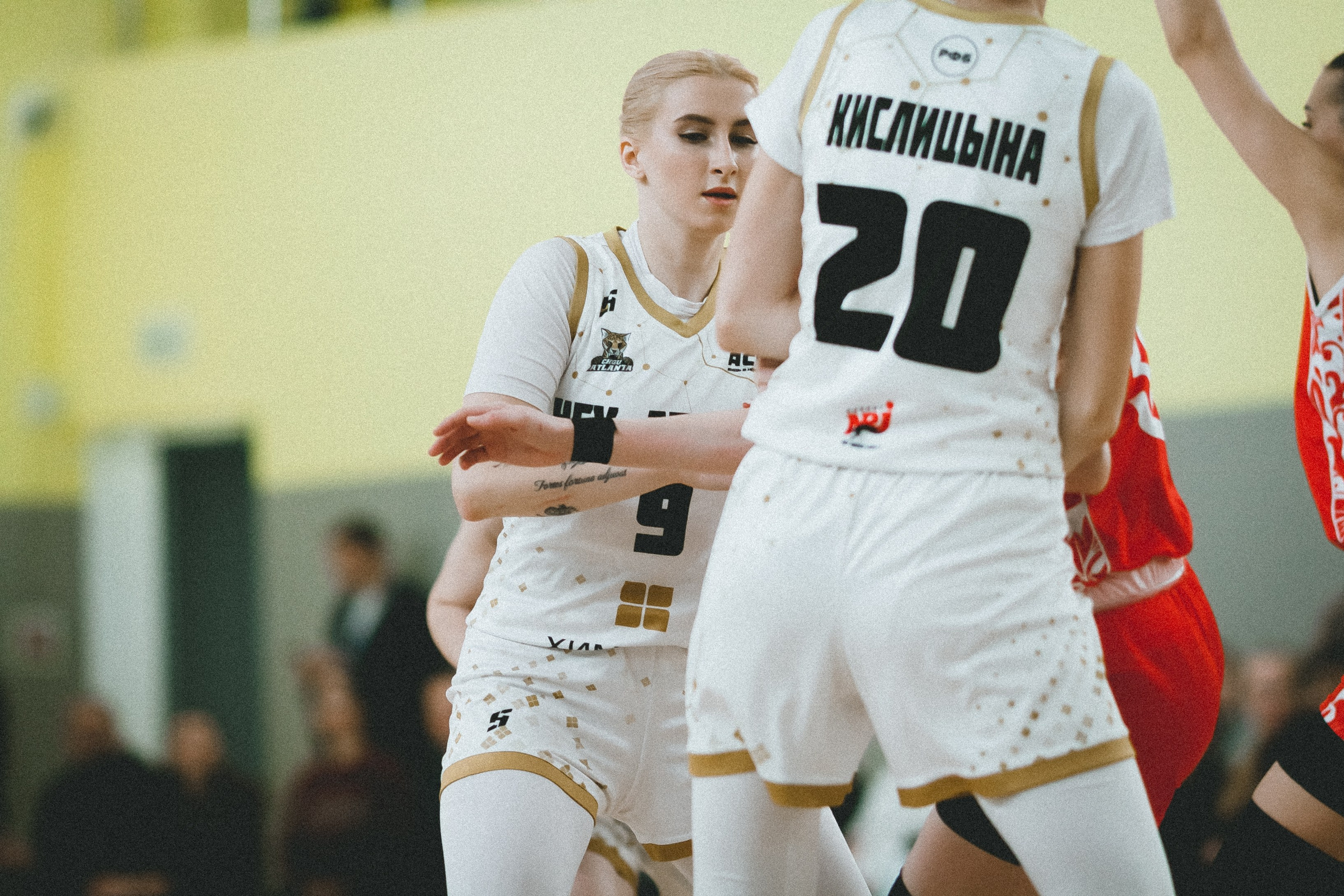 Атланта-Юность / 1. Фотография