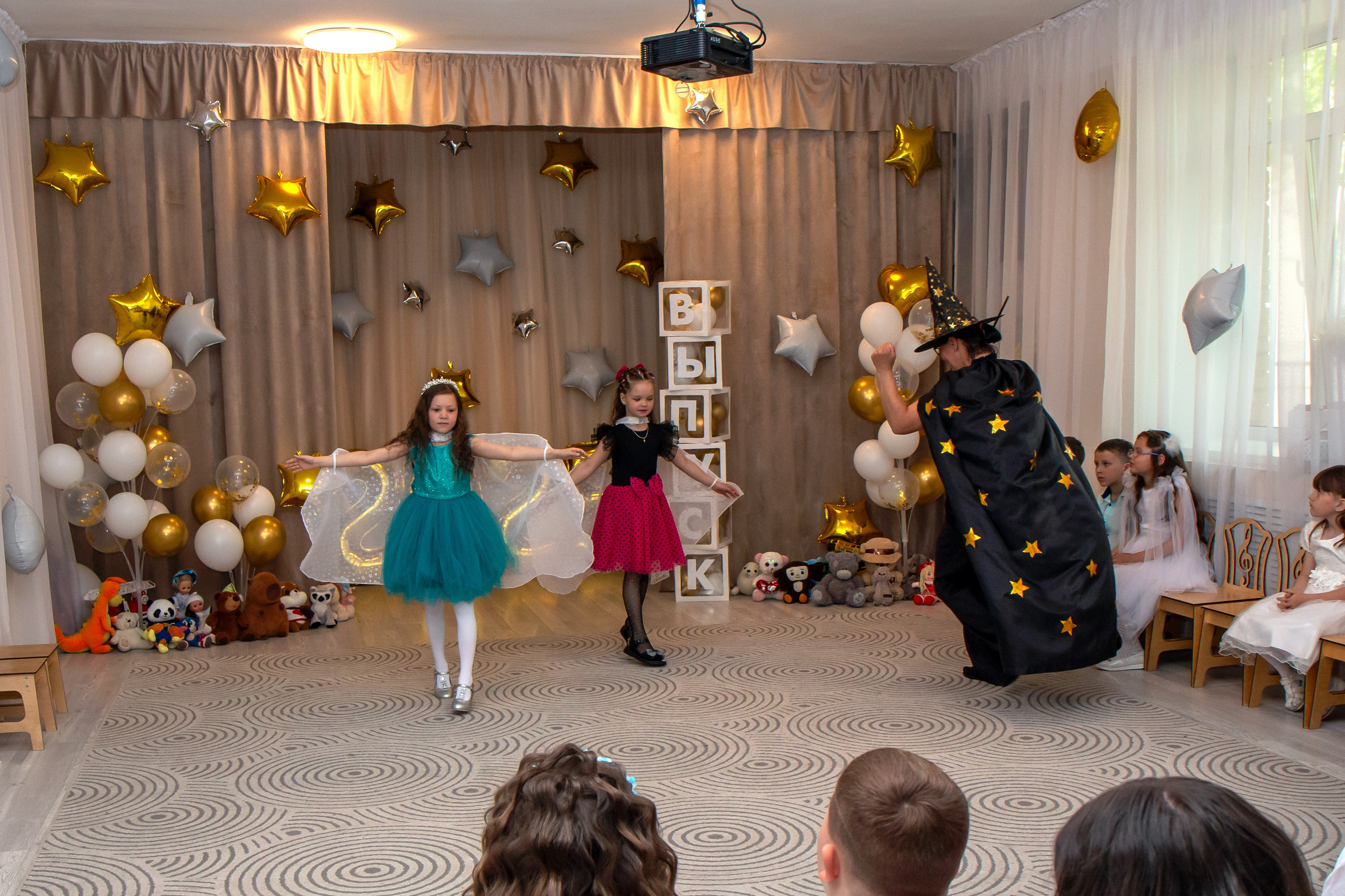 Впускной вечер в ДС «Солнышко» — 2025 г. Фотограф в Шелехове, лучшие выпускные альбомы в Шелехове