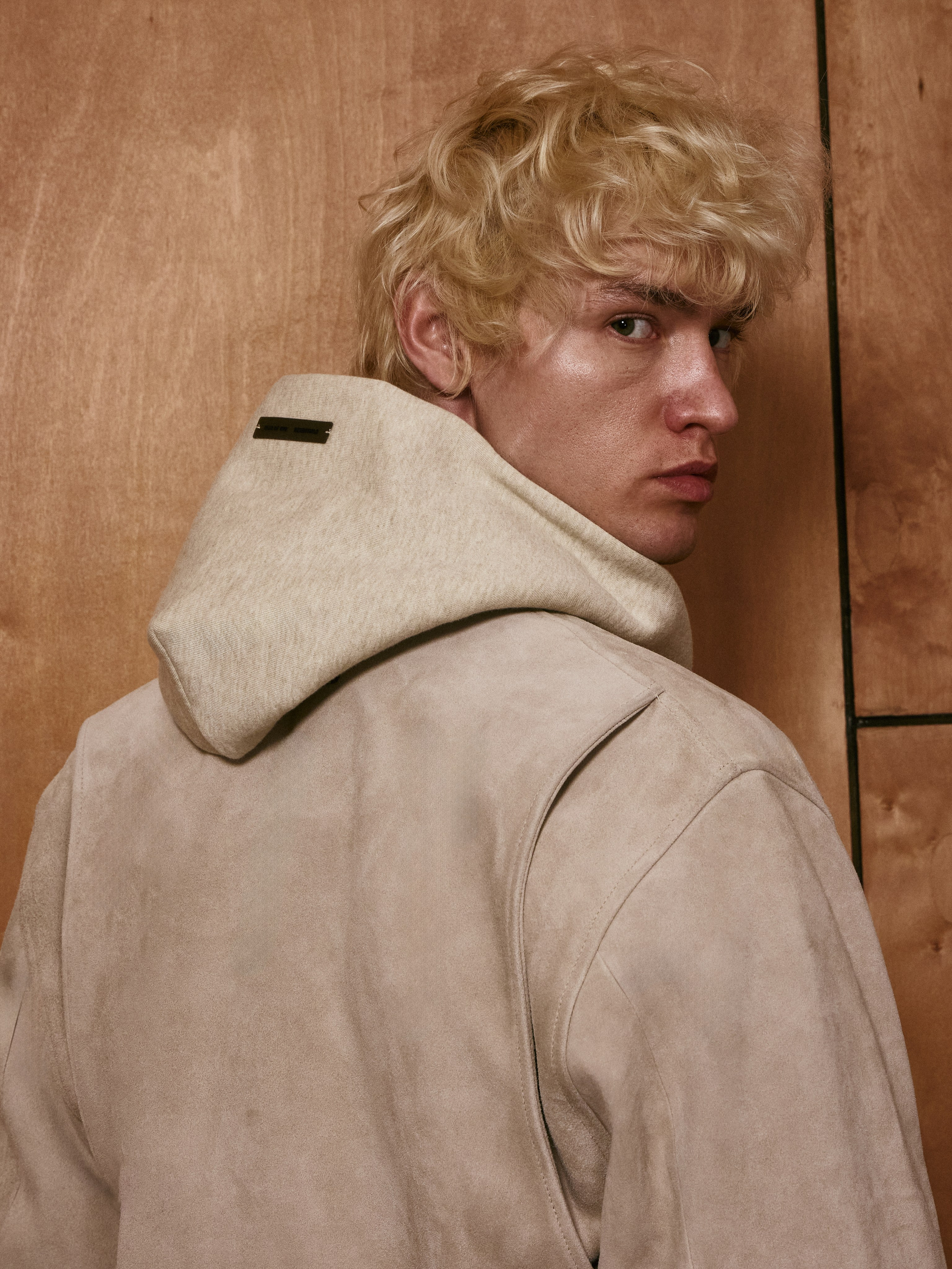 Look book Moscow. Svyatoslav Lebedev | Advertising photographer — Commercial shooting, Art direction, AI integration