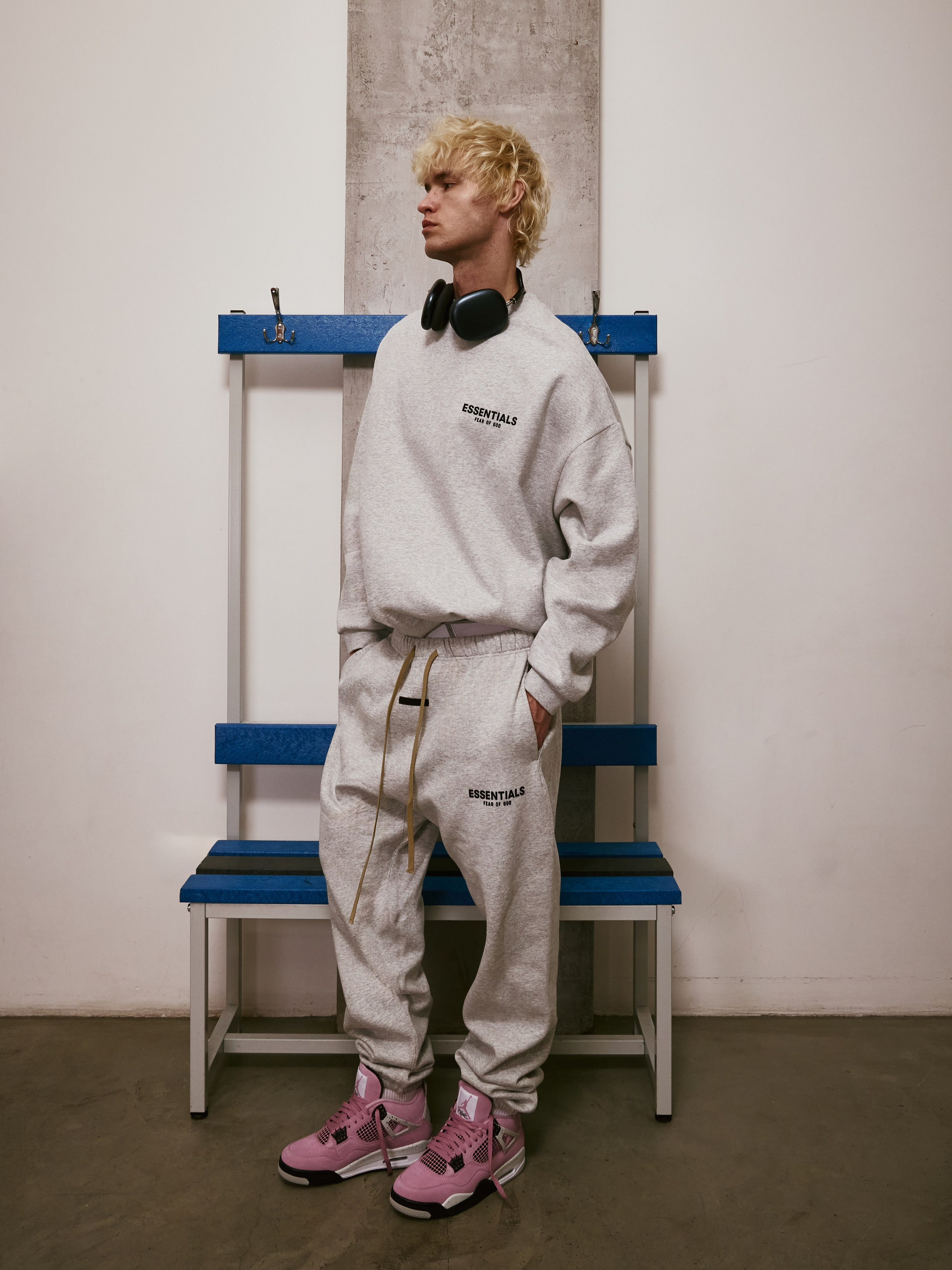 Look book Moscow. Svyatoslav Lebedev | Advertising photographer — Commercial shooting, Art direction, AI integration