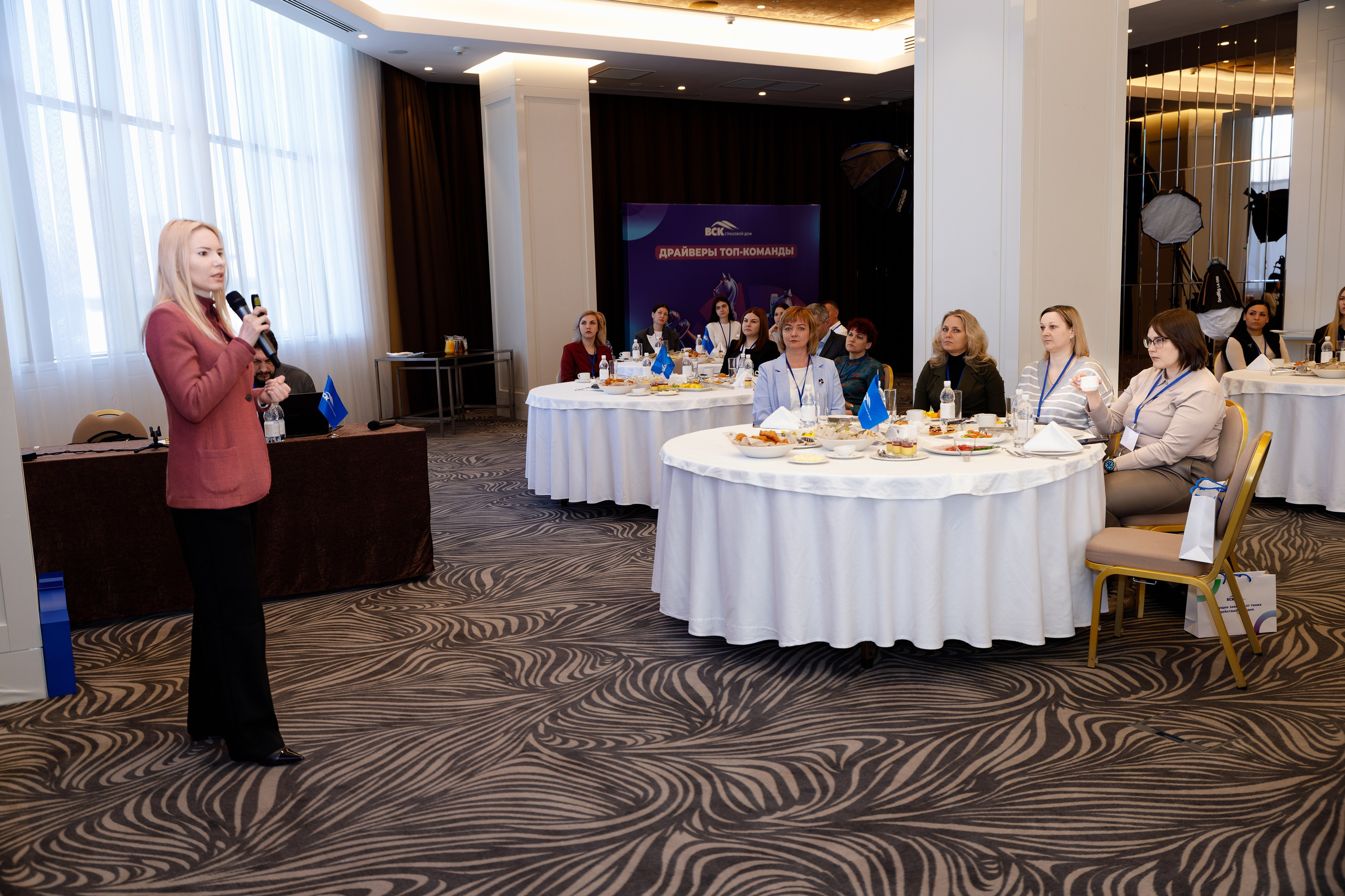 15 апреля HR-завтрак в Лотте. Фотограф в Самаре Максим Тырин