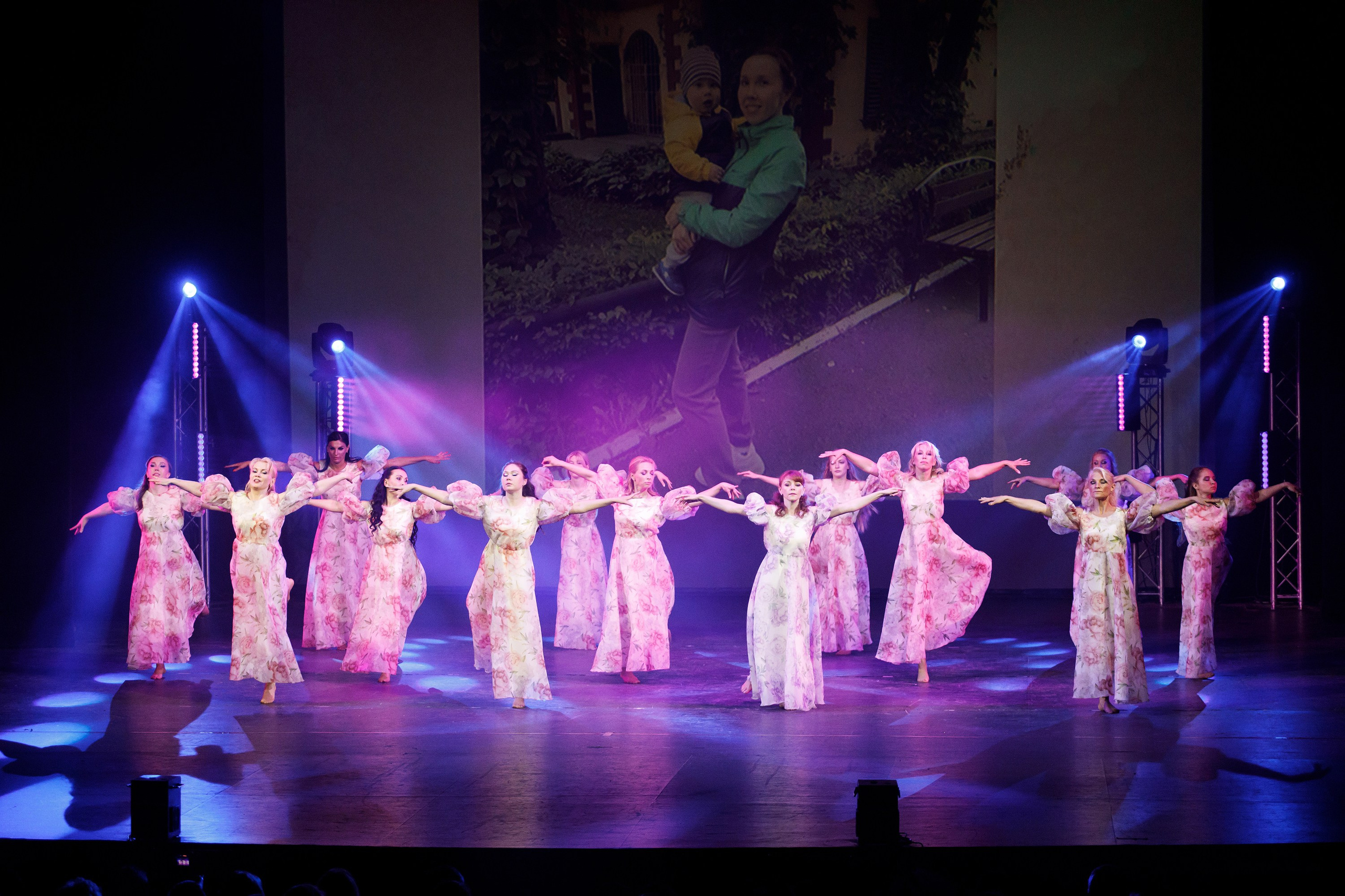 Отчётный концерт TODES Пермь. Фотограф Дмитрий Молчанов | Фотограф Пермь | Фотограф