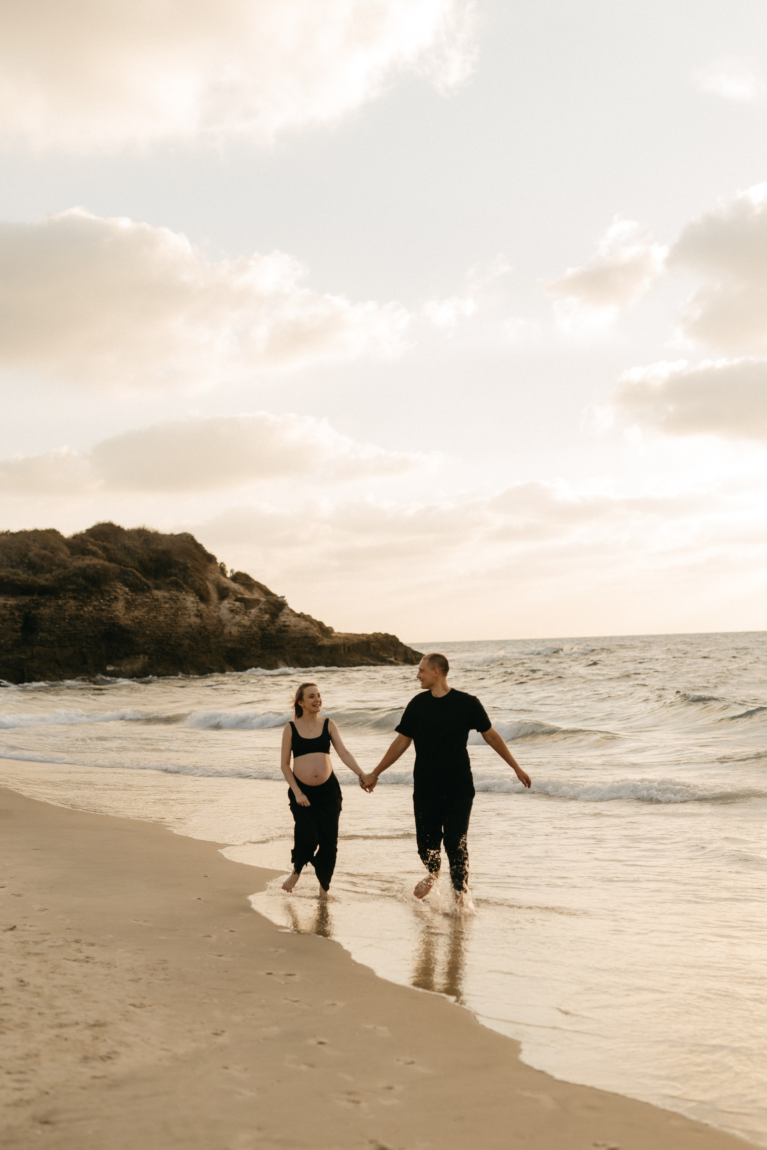 Asya & Denis: Pregnancy. Family photographer in Israel | Alesya Superfin