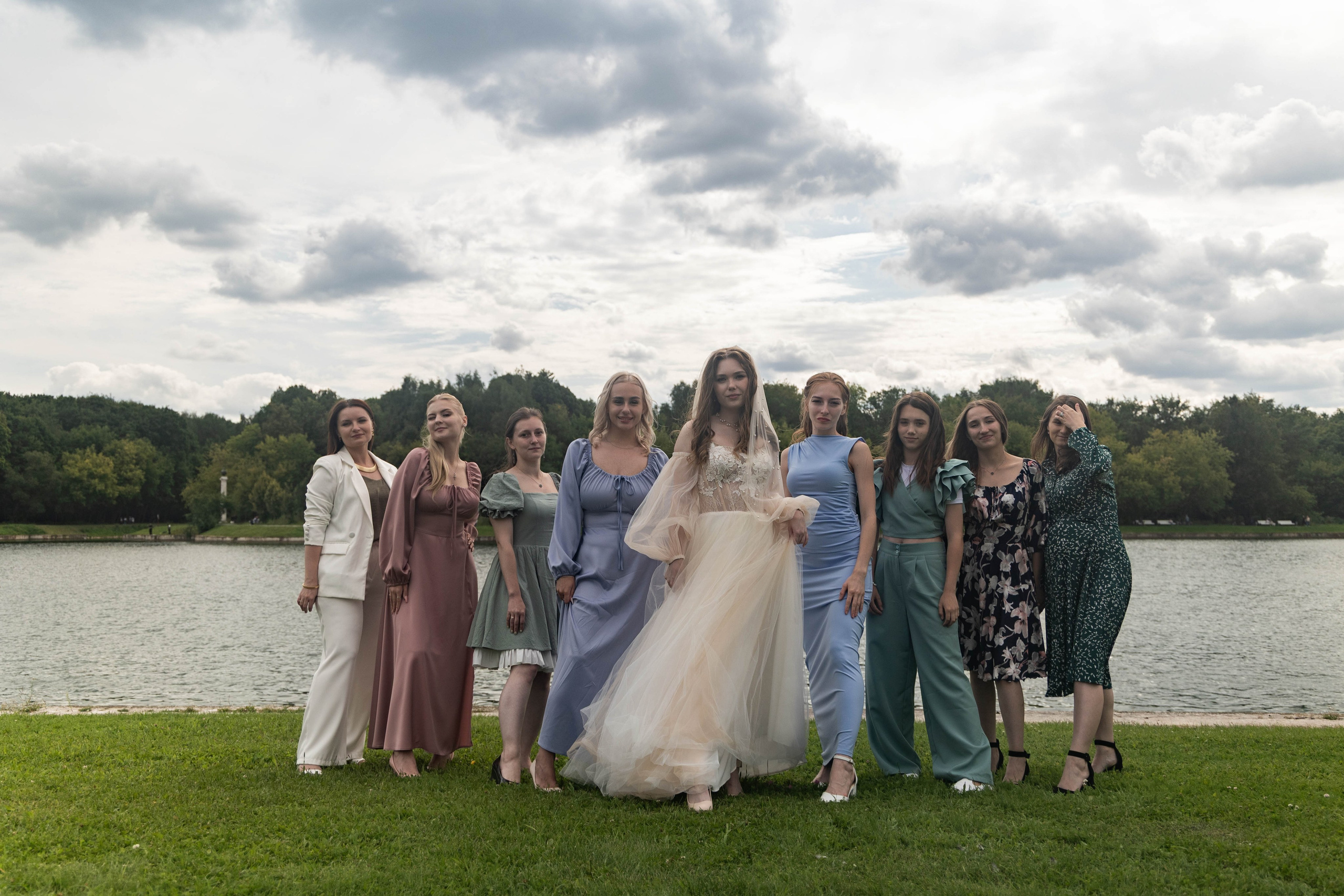 Свадебная фотосессия свадебный фотограф Татьяна Марсуверских свадебная фотопрогулка Москва Жуковский. Фотограф для маркетплейсов, фотоуслуги в Жуковском Татьяна Марсуверских