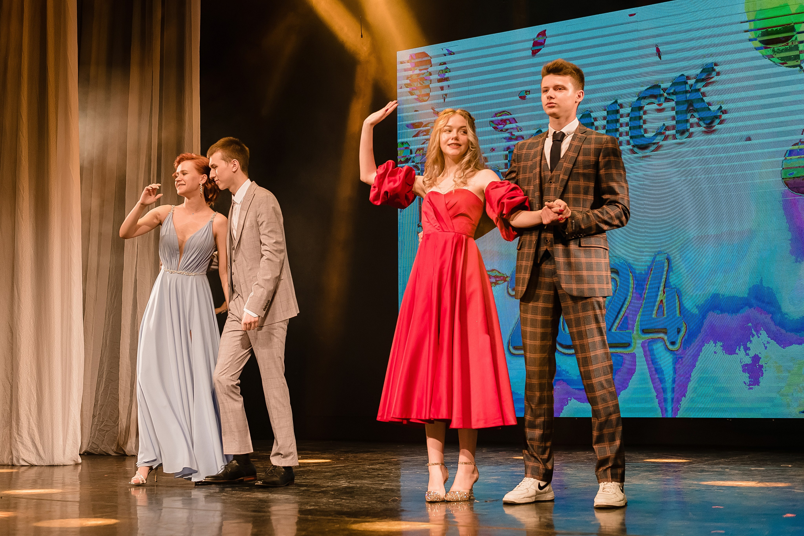 Выпускной школа 2024. Фотограф Рязань. Дарья Дмитриева