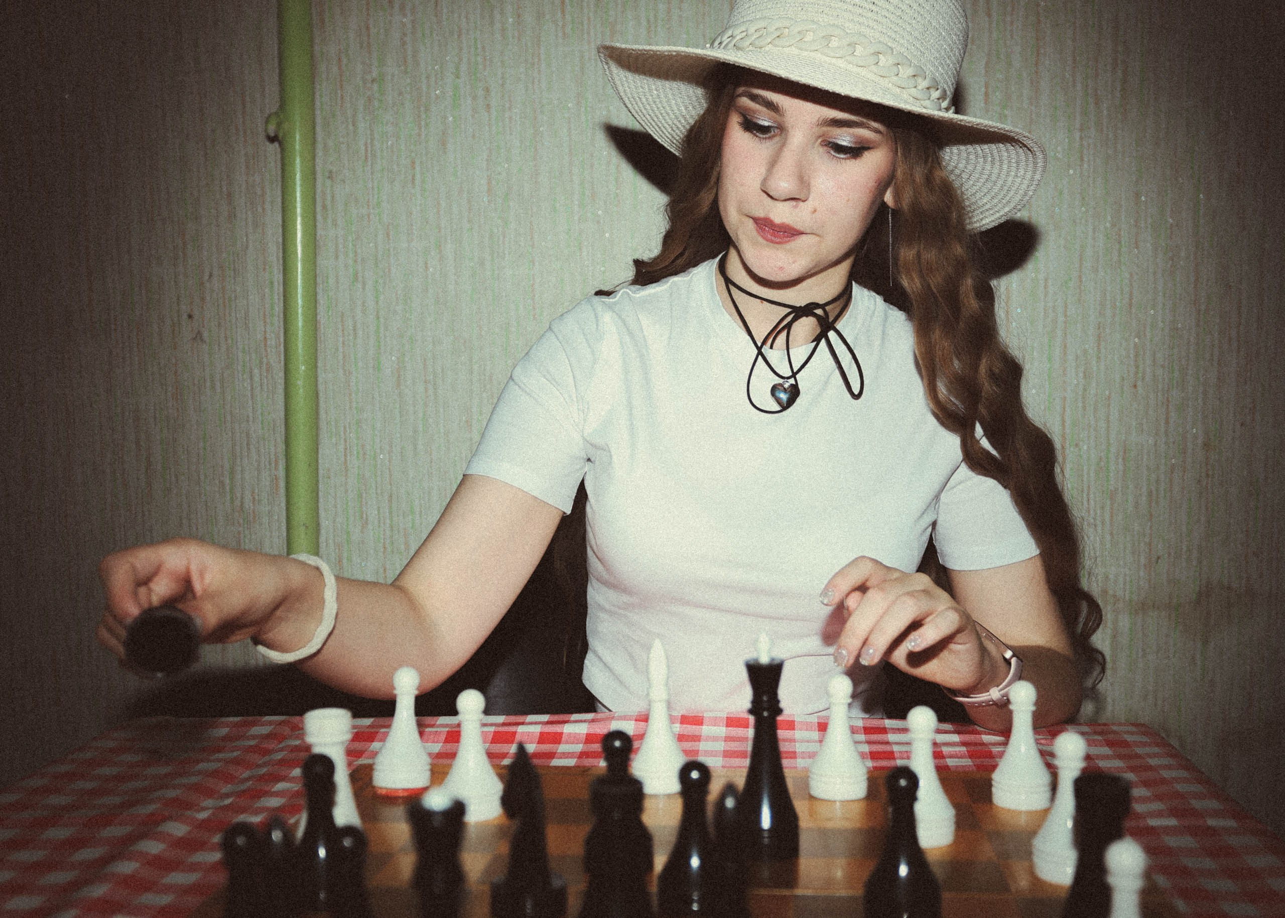 Две девицы. Фотомастерская Андрея Закоморного