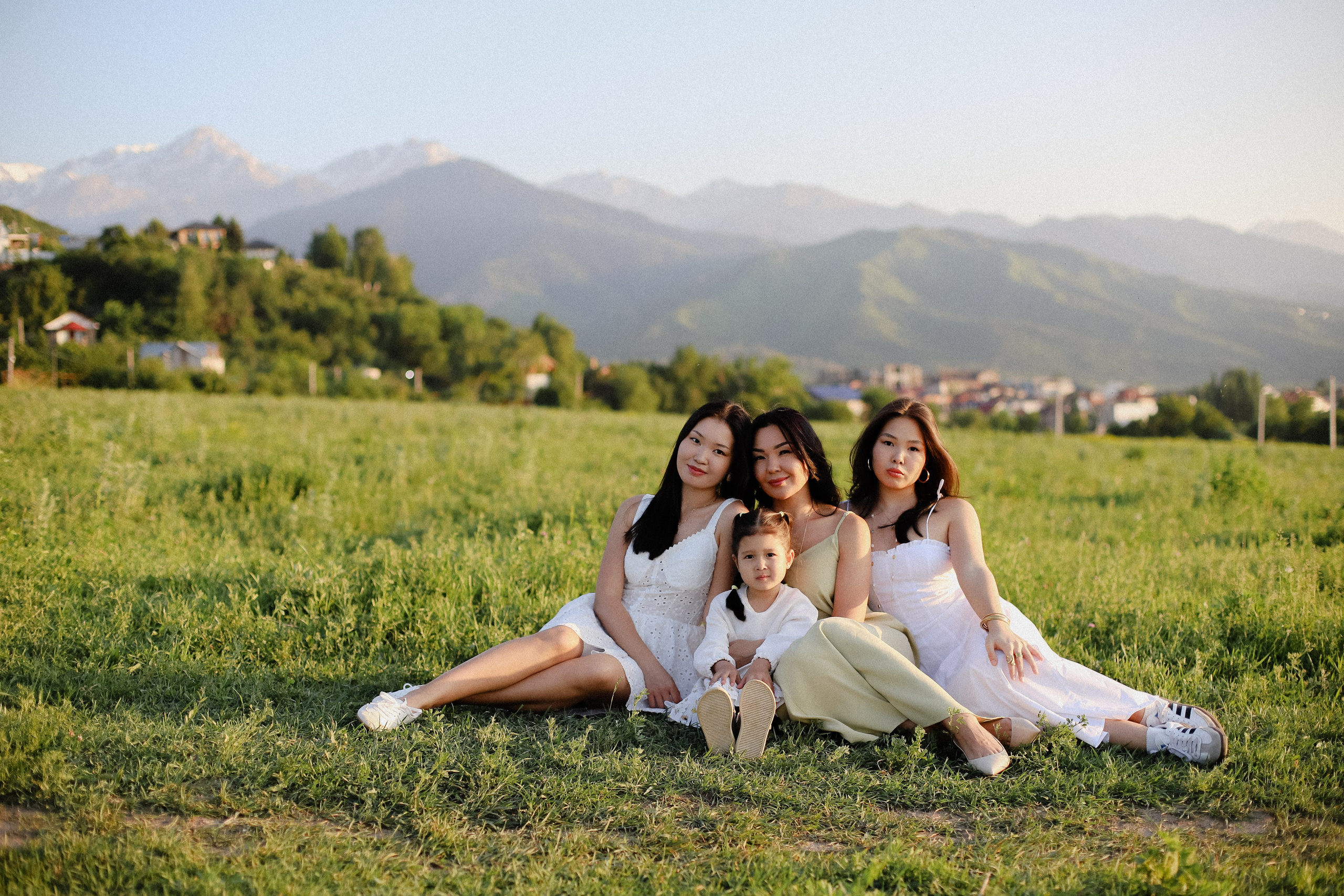 Поле на закате. Фотограф в Алматы и Москве Даша Пушкина